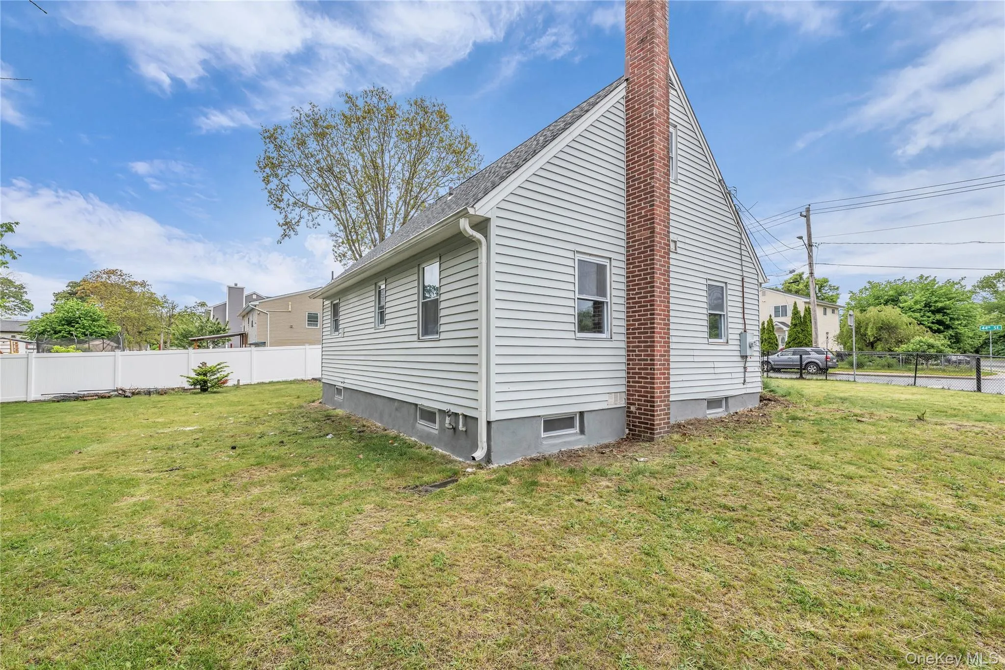 466 44th Street, Babylon, NY, 4 Bedrooms Bedrooms, 6 Rooms Rooms,1 BathroomBathrooms,Residential,For Rent,44th,0,1003142 466 44th Street, Babylon, NY, 4 Bedrooms Bedrooms, 6 Rooms Rooms,1 BathroomBathrooms,Residential,For Rent,44th,0,1003142