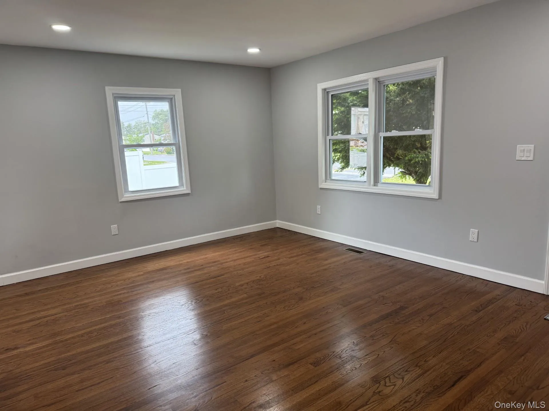 466 44th Street, Babylon, NY, 4 Bedrooms Bedrooms, 6 Rooms Rooms,1 BathroomBathrooms,Residential,For Rent,44th,0,1003142 466 44th Street, Babylon, NY, 4 Bedrooms Bedrooms, 6 Rooms Rooms,1 BathroomBathrooms,Residential,For Rent,44th,0,1003142