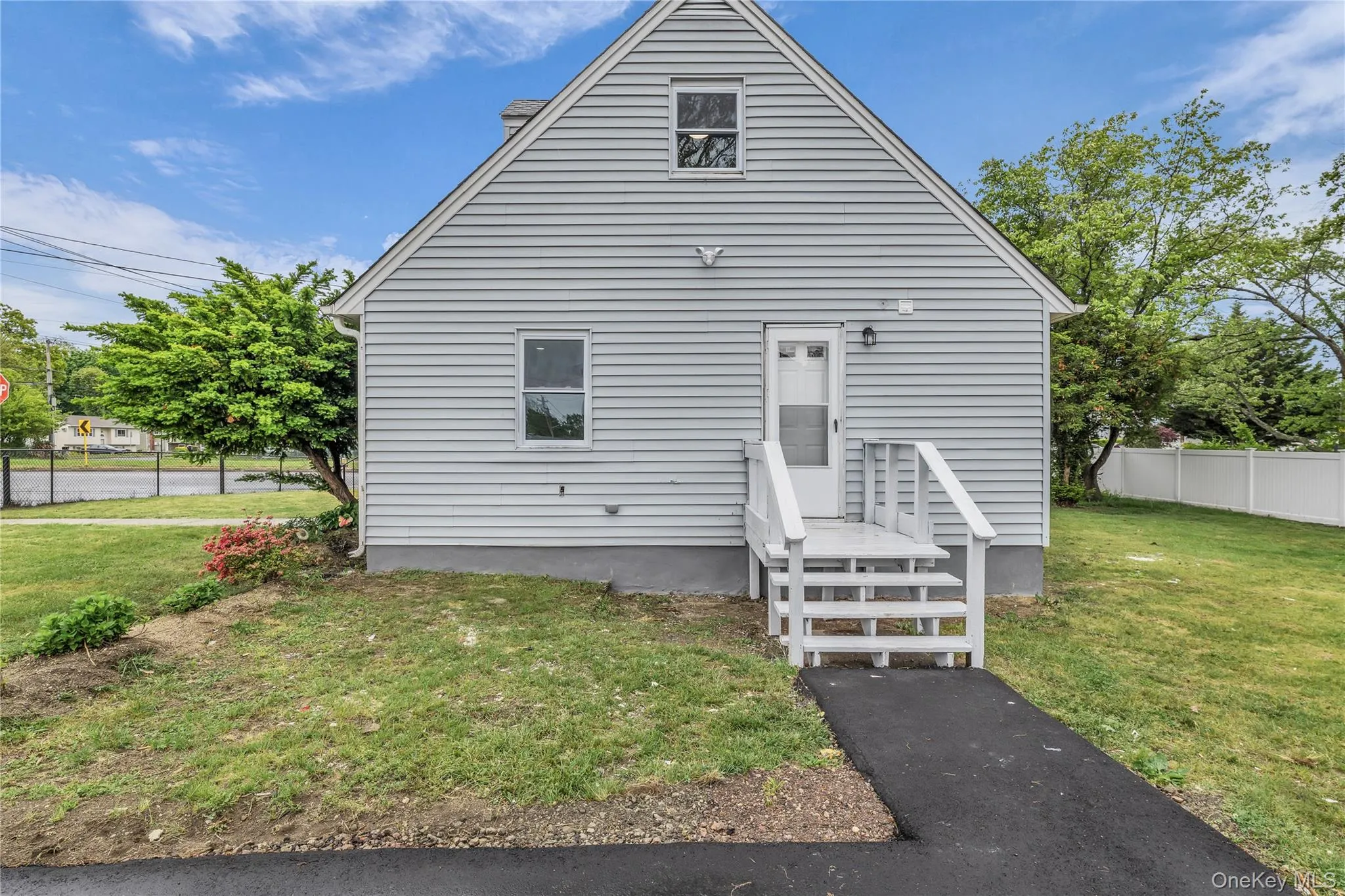 466 44th Street, Babylon, NY, 4 Bedrooms Bedrooms, 6 Rooms Rooms,1 BathroomBathrooms,Residential,For Rent,44th,0,1003142 466 44th Street, Babylon, NY, 4 Bedrooms Bedrooms, 6 Rooms Rooms,1 BathroomBathrooms,Residential,For Rent,44th,0,1003142