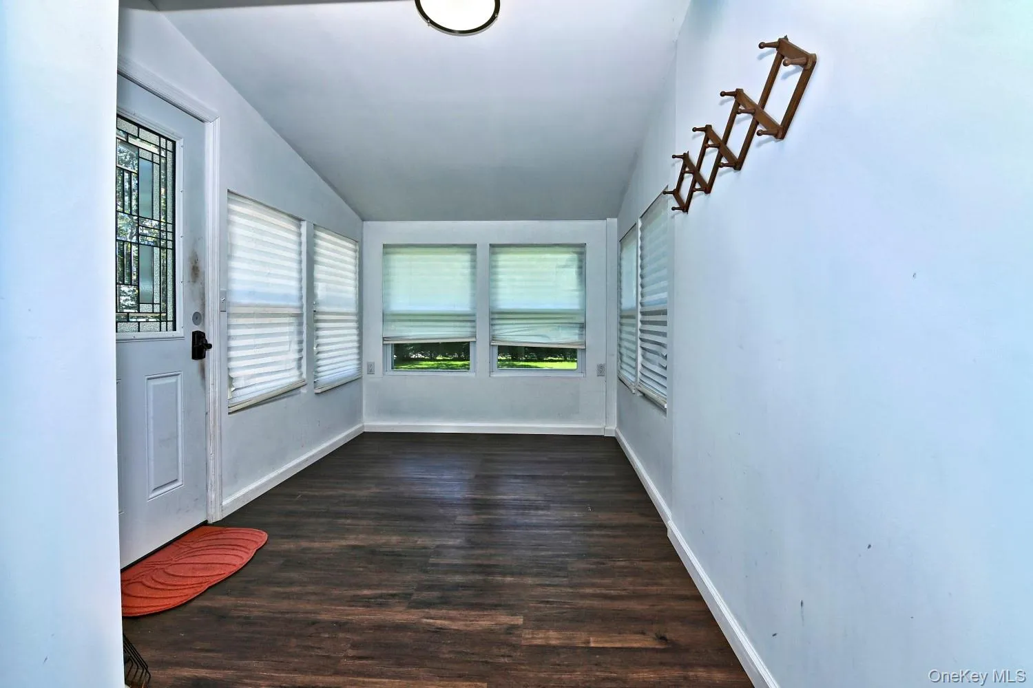 21 Sunset Avenue, Southampton, NY, 3 Bedrooms Bedrooms, 9 Rooms Rooms,3 BathroomsBathrooms,Residential,For Rent,Sunset,0,1003143 21 Sunset Avenue, Southampton, NY, 3 Bedrooms Bedrooms, 9 Rooms Rooms,3 BathroomsBathrooms,Residential,For Rent,Sunset,0,1003143