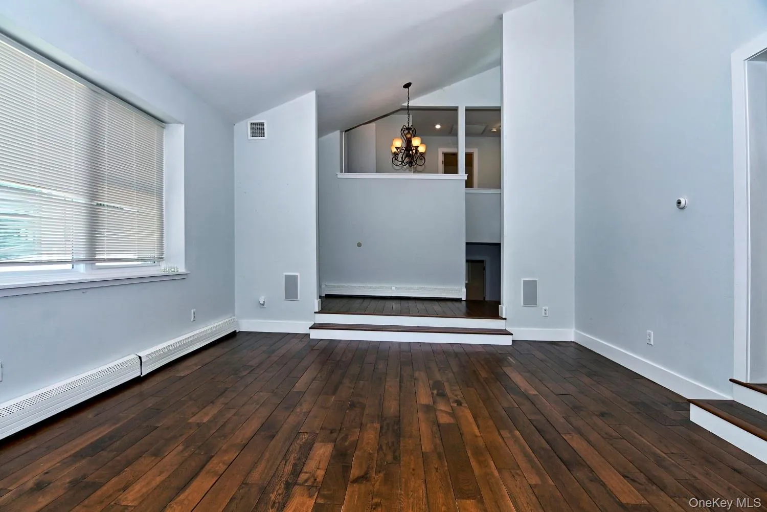 21 Sunset Avenue, Southampton, NY, 3 Bedrooms Bedrooms, 9 Rooms Rooms,3 BathroomsBathrooms,Residential,For Rent,Sunset,0,1003143 21 Sunset Avenue, Southampton, NY, 3 Bedrooms Bedrooms, 9 Rooms Rooms,3 BathroomsBathrooms,Residential,For Rent,Sunset,0,1003143