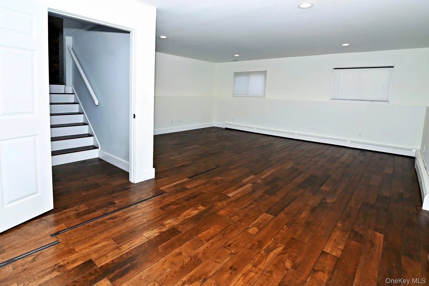 21 Sunset Avenue, Southampton, NY, 3 Bedrooms Bedrooms, 9 Rooms Rooms,3 BathroomsBathrooms,Residential,For Rent,Sunset,0,1003143 21 Sunset Avenue, Southampton, NY, 3 Bedrooms Bedrooms, 9 Rooms Rooms,3 BathroomsBathrooms,Residential,For Rent,Sunset,0,1003143