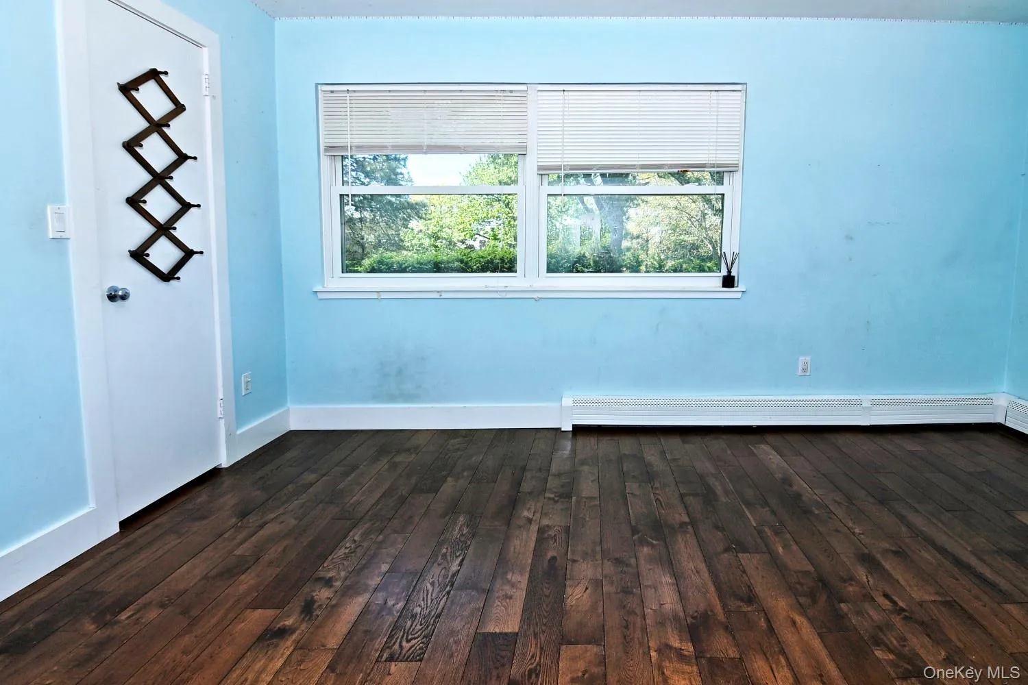 21 Sunset Avenue, Southampton, NY, 3 Bedrooms Bedrooms, 9 Rooms Rooms,3 BathroomsBathrooms,Residential,For Rent,Sunset,0,1003143 21 Sunset Avenue, Southampton, NY, 3 Bedrooms Bedrooms, 9 Rooms Rooms,3 BathroomsBathrooms,Residential,For Rent,Sunset,0,1003143
