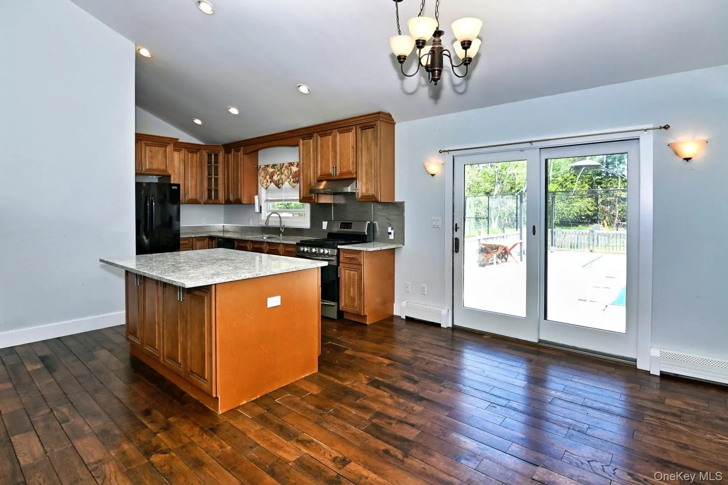 21 Sunset Avenue, Southampton, NY, 3 Bedrooms Bedrooms, 9 Rooms Rooms,3 BathroomsBathrooms,Residential,For Rent,Sunset,0,1003143 21 Sunset Avenue, Southampton, NY, 3 Bedrooms Bedrooms, 9 Rooms Rooms,3 BathroomsBathrooms,Residential,For Rent,Sunset,0,1003143