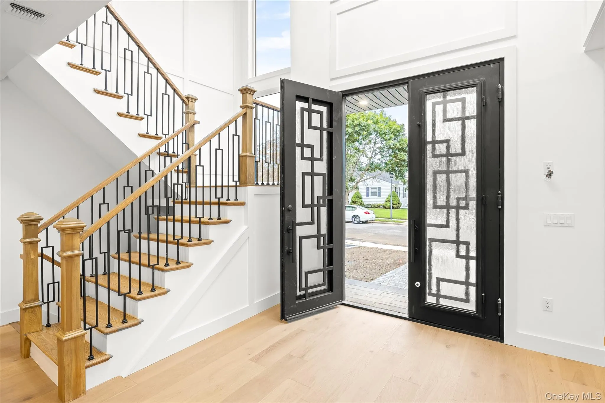 157 Rhode Island Avenue, Oyster Bay, NY, 5 Bedrooms Bedrooms, 12 Rooms Rooms,3 BathroomsBathrooms,Residential,For Rent,Rhode Island,0,1003144 157 Rhode Island Avenue, Oyster Bay, NY, 5 Bedrooms Bedrooms, 12 Rooms Rooms,3 BathroomsBathrooms,Residential,For Rent,Rhode Island,0,1003144