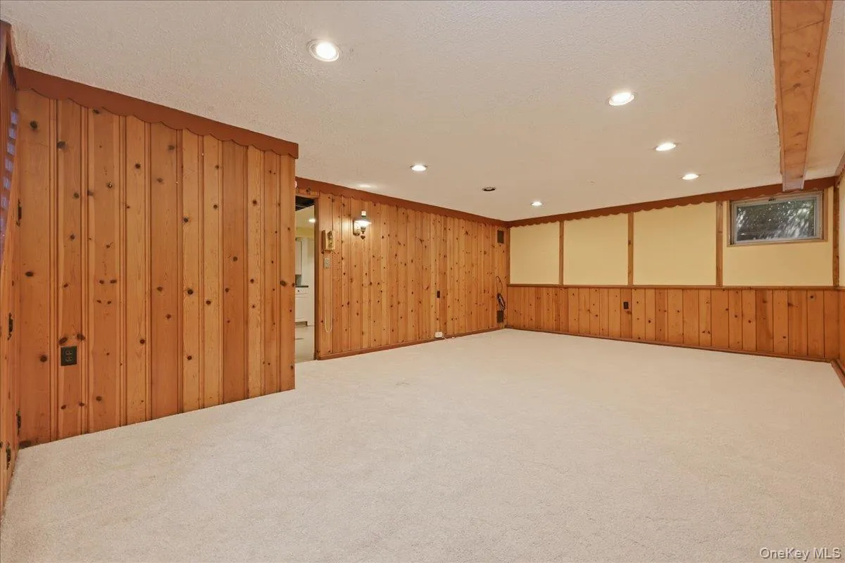 225 Crocus Avenue, Hempstead, NY, 3 Bedrooms Bedrooms, 7 Rooms Rooms,2 BathroomsBathrooms,Residential,For Rent,Crocus,0,1003146 225 Crocus Avenue, Hempstead, NY, 3 Bedrooms Bedrooms, 7 Rooms Rooms,2 BathroomsBathrooms,Residential,For Rent,Crocus,0,1003146