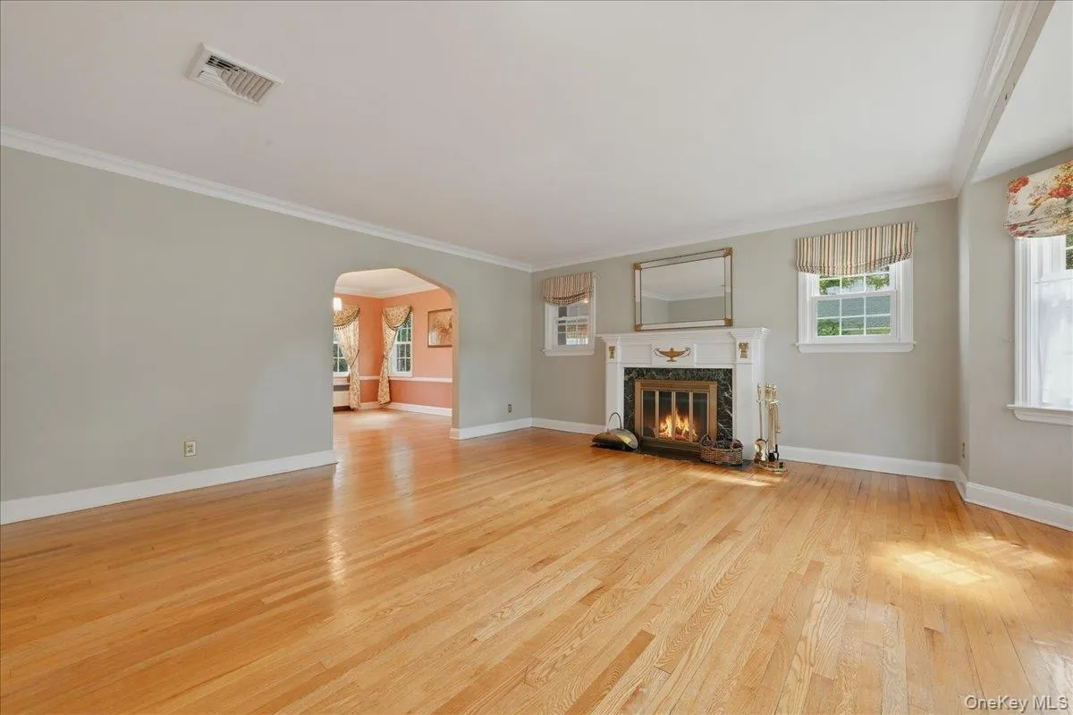 225 Crocus Avenue, Hempstead, NY, 3 Bedrooms Bedrooms, 7 Rooms Rooms,2 BathroomsBathrooms,Residential,For Rent,Crocus,0,1003146 225 Crocus Avenue, Hempstead, NY, 3 Bedrooms Bedrooms, 7 Rooms Rooms,2 BathroomsBathrooms,Residential,For Rent,Crocus,0,1003146