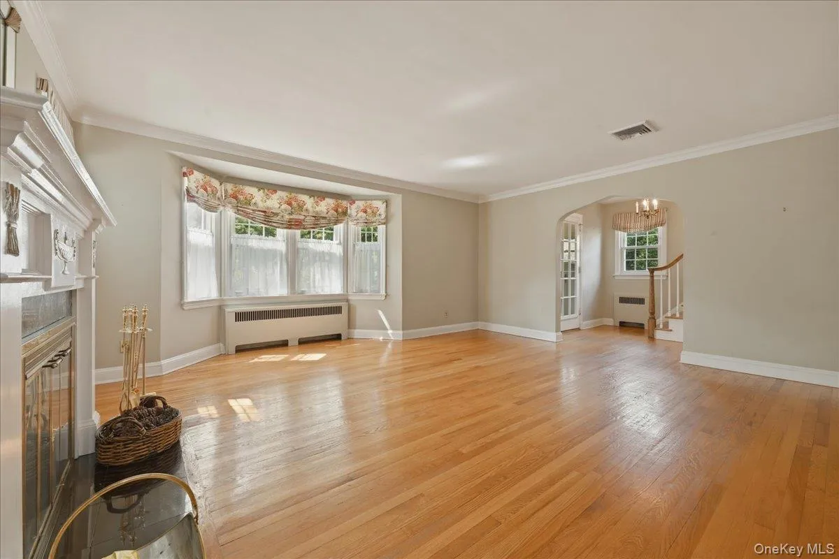 225 Crocus Avenue, Hempstead, NY, 3 Bedrooms Bedrooms, 7 Rooms Rooms,2 BathroomsBathrooms,Residential,For Rent,Crocus,0,1003146 225 Crocus Avenue, Hempstead, NY, 3 Bedrooms Bedrooms, 7 Rooms Rooms,2 BathroomsBathrooms,Residential,For Rent,Crocus,0,1003146