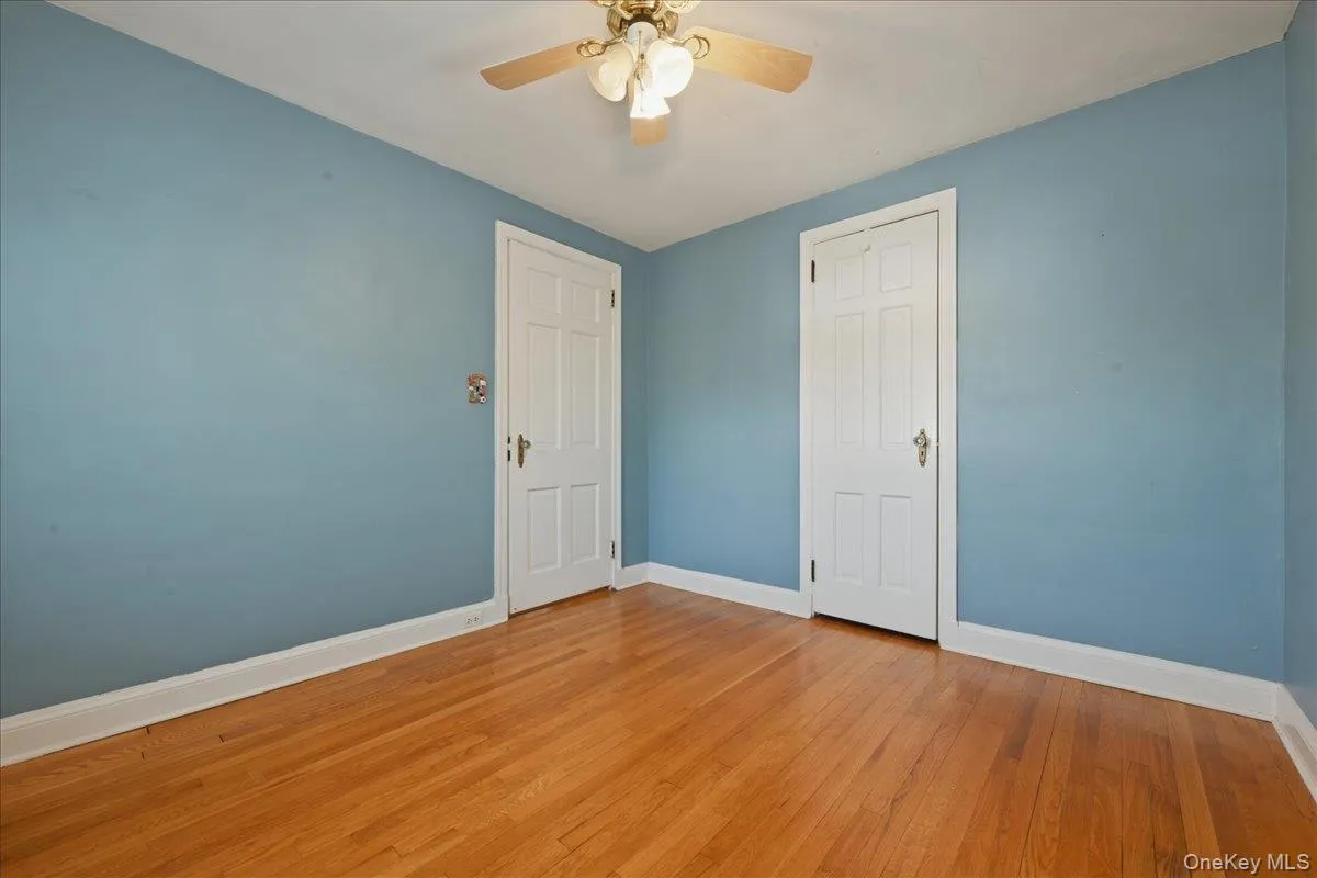 225 Crocus Avenue, Hempstead, NY, 3 Bedrooms Bedrooms, 7 Rooms Rooms,2 BathroomsBathrooms,Residential,For Rent,Crocus,0,1003146 225 Crocus Avenue, Hempstead, NY, 3 Bedrooms Bedrooms, 7 Rooms Rooms,2 BathroomsBathrooms,Residential,For Rent,Crocus,0,1003146