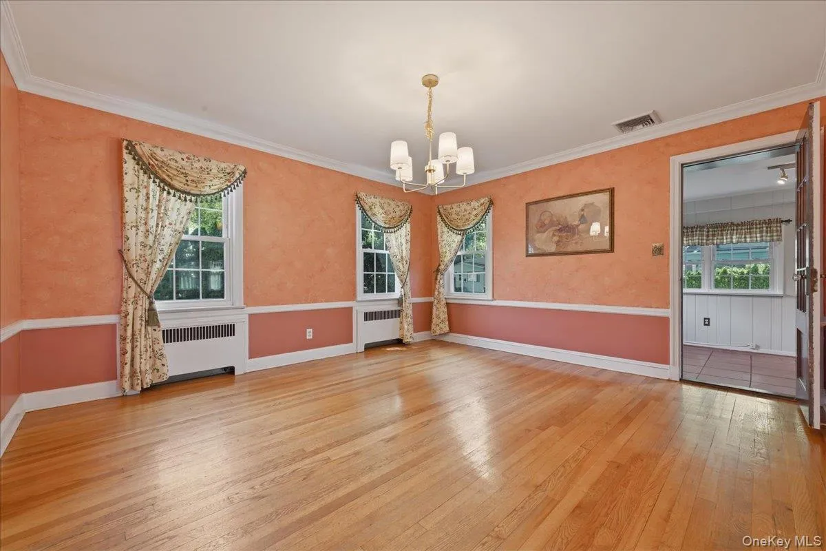 225 Crocus Avenue, Hempstead, NY, 3 Bedrooms Bedrooms, 7 Rooms Rooms,2 BathroomsBathrooms,Residential,For Rent,Crocus,0,1003146 225 Crocus Avenue, Hempstead, NY, 3 Bedrooms Bedrooms, 7 Rooms Rooms,2 BathroomsBathrooms,Residential,For Rent,Crocus,0,1003146