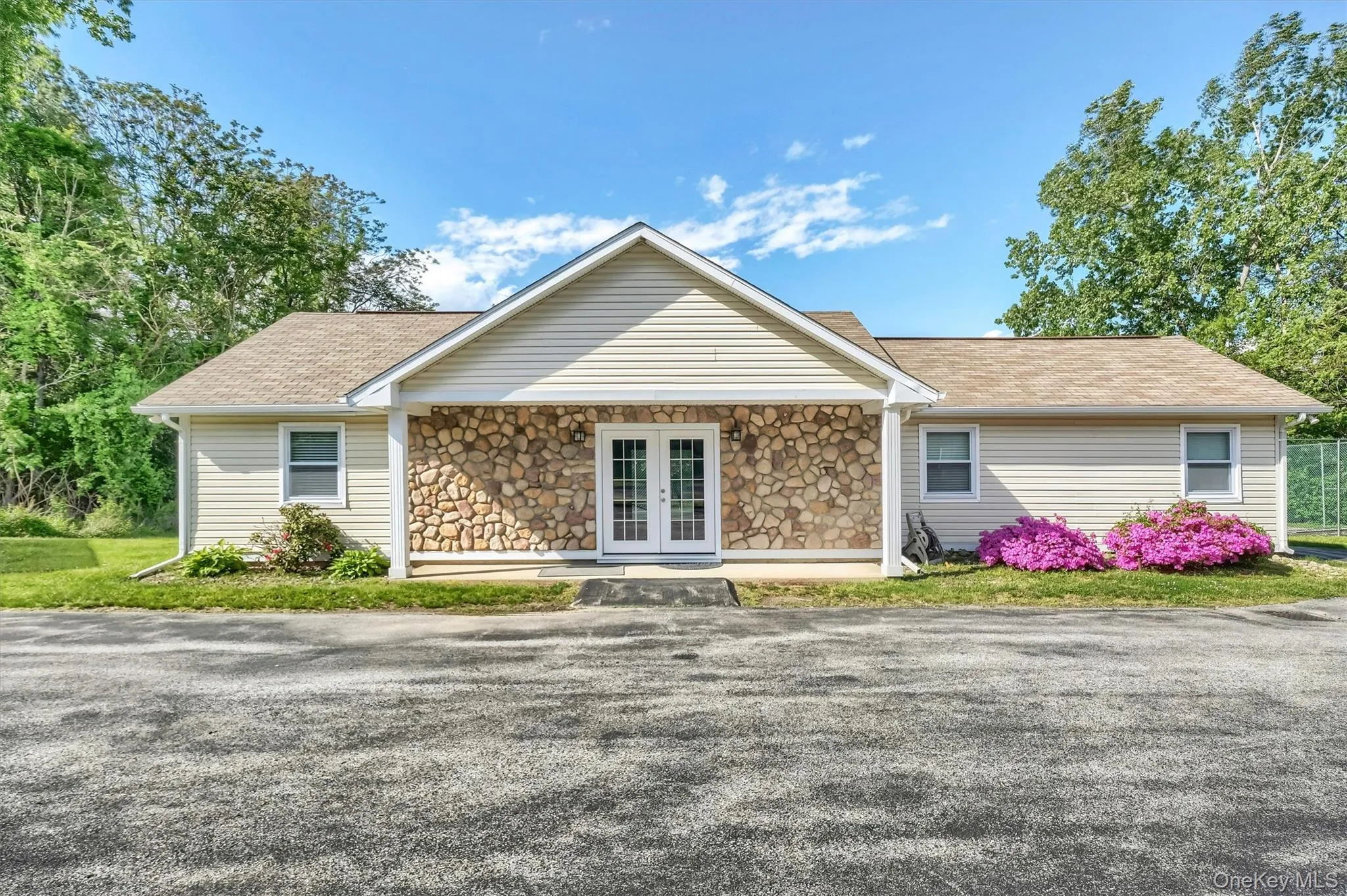 40 Spruce Ridge Drive, Fishkill, NY, 2 Bedrooms Bedrooms, 6 Rooms Rooms,2 BathroomsBathrooms,Residential,For Rent,Spruce Ridge,0,1003154 40 Spruce Ridge Drive, Fishkill, NY, 2 Bedrooms Bedrooms, 6 Rooms Rooms,2 BathroomsBathrooms,Residential,For Rent,Spruce Ridge,0,1003154