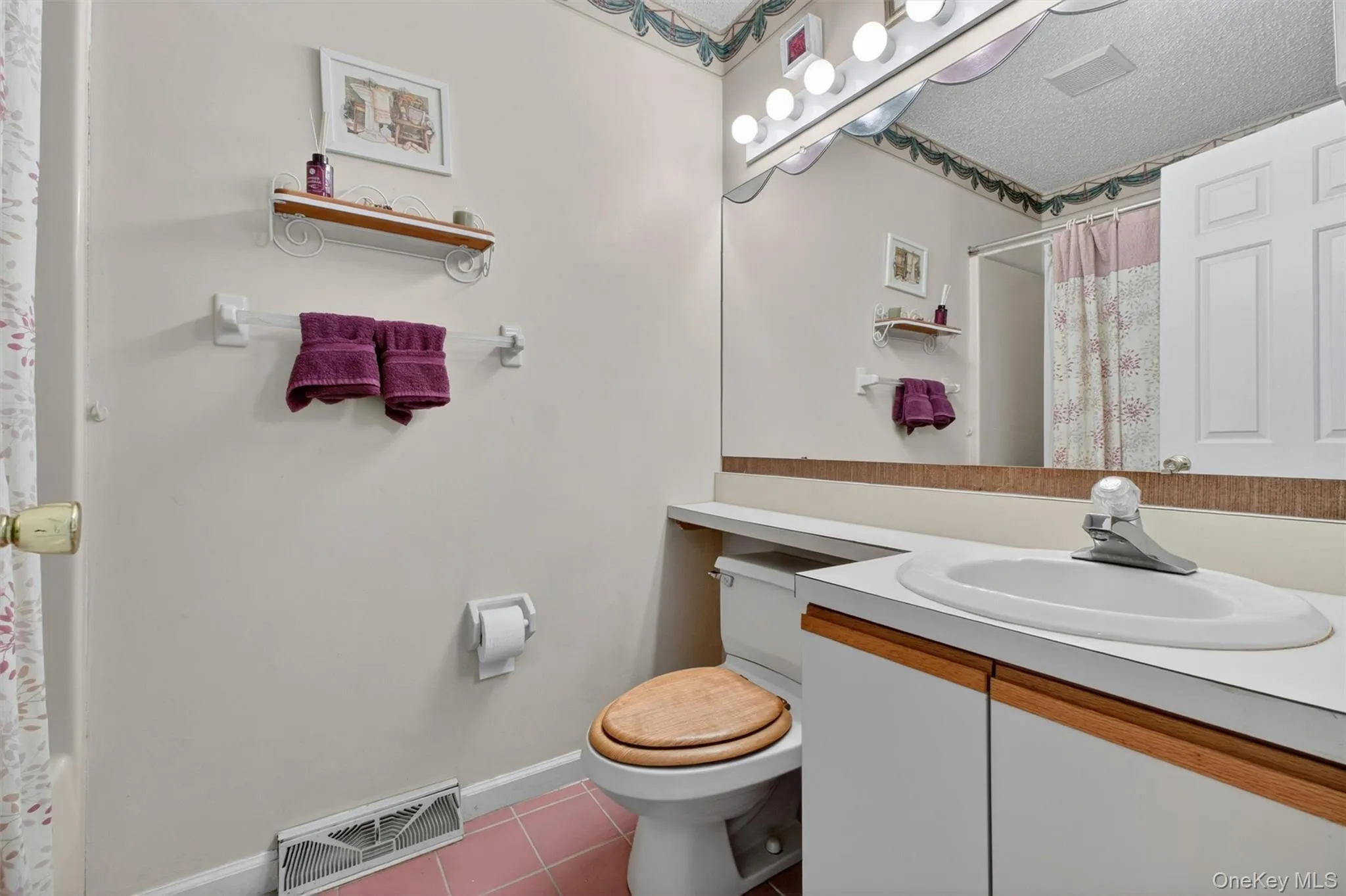 40 Spruce Ridge Drive, Fishkill, NY, 2 Bedrooms Bedrooms, 6 Rooms Rooms,2 BathroomsBathrooms,Residential,For Rent,Spruce Ridge,0,1003154 40 Spruce Ridge Drive, Fishkill, NY, 2 Bedrooms Bedrooms, 6 Rooms Rooms,2 BathroomsBathrooms,Residential,For Rent,Spruce Ridge,0,1003154