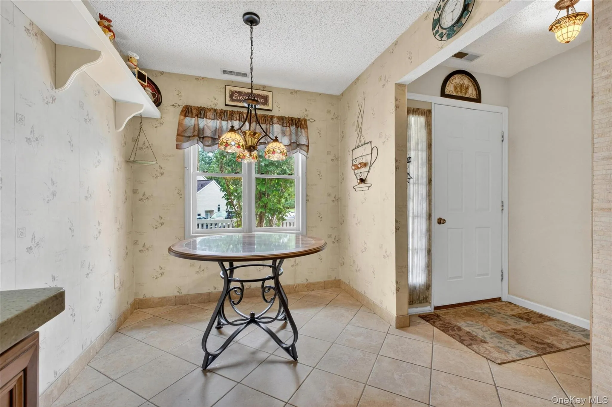 40 Spruce Ridge Drive, Fishkill, NY, 2 Bedrooms Bedrooms, 6 Rooms Rooms,2 BathroomsBathrooms,Residential,For Rent,Spruce Ridge,0,1003154 40 Spruce Ridge Drive, Fishkill, NY, 2 Bedrooms Bedrooms, 6 Rooms Rooms,2 BathroomsBathrooms,Residential,For Rent,Spruce Ridge,0,1003154