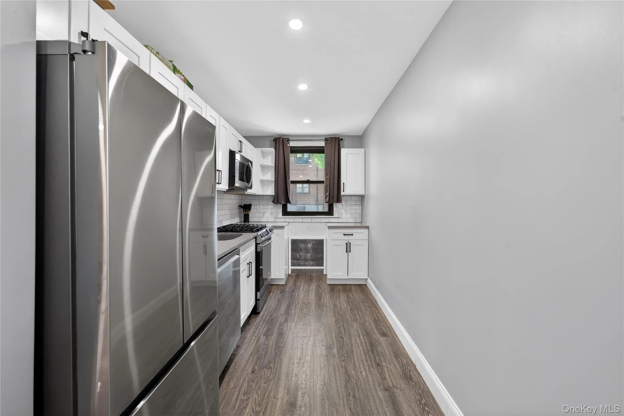 56-21 Douglastion Parkway, New York, NY, 3 Bedrooms Bedrooms, 6 Rooms Rooms,1 BathroomBathrooms,Residential,For Rent,Douglastion,0,1003160 56-21 Douglastion Parkway, New York, NY, 3 Bedrooms Bedrooms, 6 Rooms Rooms,1 BathroomBathrooms,Residential,For Rent,Douglastion,0,1003160