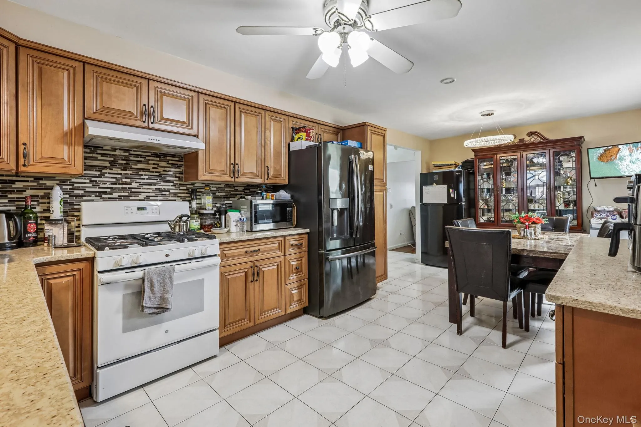 583 Bellevue Avenue, Yonkers, NY, 3 Bedrooms Bedrooms, 6 Rooms Rooms,1 BathroomBathrooms,Residential Lease,For Rent,Bellevue,0,1003161 583 Bellevue Avenue, Yonkers, NY, 3 Bedrooms Bedrooms, 6 Rooms Rooms,1 BathroomBathrooms,Residential Lease,For Rent,Bellevue,0,1003161
