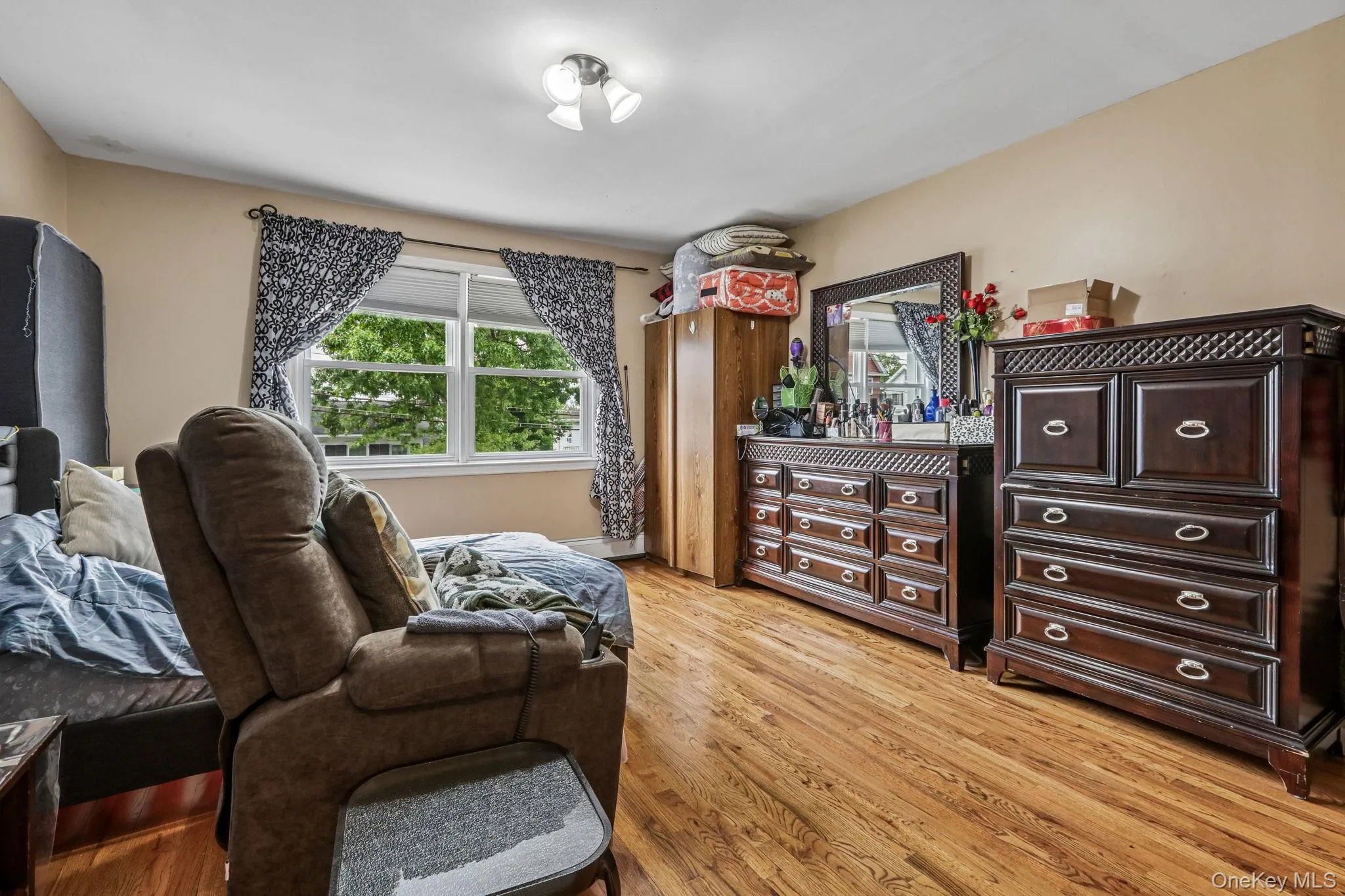 583 Bellevue Avenue, Yonkers, NY, 3 Bedrooms Bedrooms, 6 Rooms Rooms,1 BathroomBathrooms,Residential Lease,For Rent,Bellevue,0,1003161 583 Bellevue Avenue, Yonkers, NY, 3 Bedrooms Bedrooms, 6 Rooms Rooms,1 BathroomBathrooms,Residential Lease,For Rent,Bellevue,0,1003161