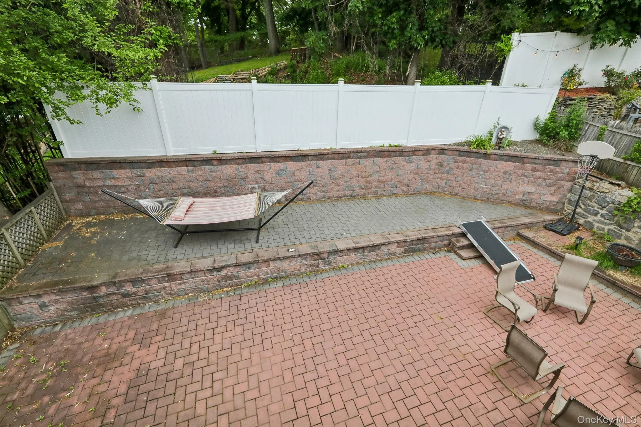 583 Bellevue Avenue, Yonkers, NY, 3 Bedrooms Bedrooms, 6 Rooms Rooms,1 BathroomBathrooms,Residential Lease,For Rent,Bellevue,0,1003161 583 Bellevue Avenue, Yonkers, NY, 3 Bedrooms Bedrooms, 6 Rooms Rooms,1 BathroomBathrooms,Residential Lease,For Rent,Bellevue,0,1003161