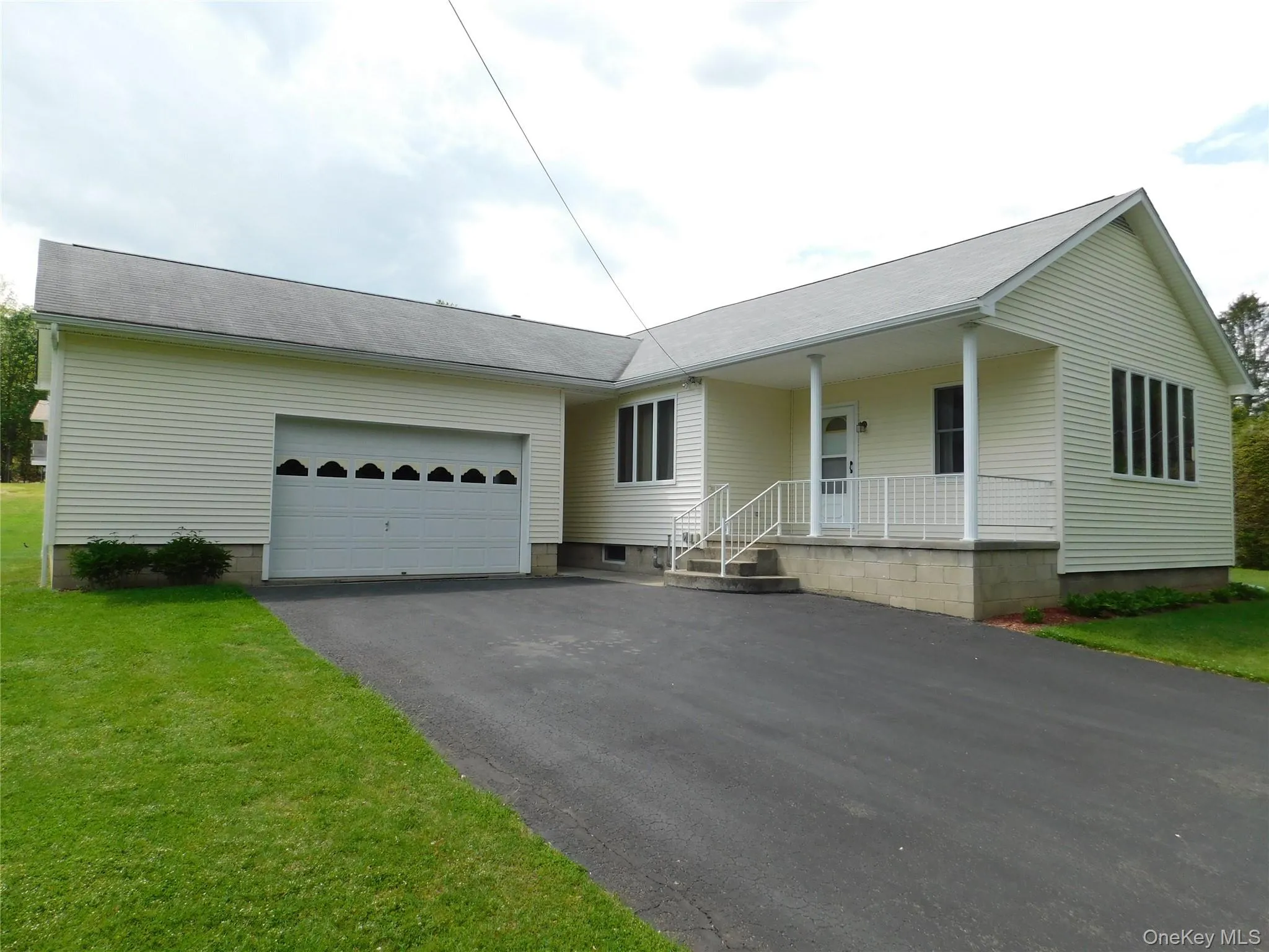 81 Sportsman Rd, Wawarsing, NY, 3 Bedrooms Bedrooms, 7 Rooms Rooms,1 BathroomBathrooms,Residential,For Rent,Sportsman Rd,0,1003162 81 Sportsman Rd, Wawarsing, NY, 3 Bedrooms Bedrooms, 7 Rooms Rooms,1 BathroomBathrooms,Residential,For Rent,Sportsman Rd,0,1003162