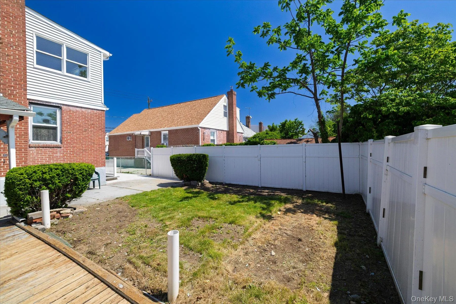 191 Raff Avenue, Hempstead, NY, 3 Bedrooms Bedrooms, 7 Rooms Rooms,2 BathroomsBathrooms,Residential Lease,For Rent,Raff,0,1003169 191 Raff Avenue, Hempstead, NY, 3 Bedrooms Bedrooms, 7 Rooms Rooms,2 BathroomsBathrooms,Residential Lease,For Rent,Raff,0,1003169