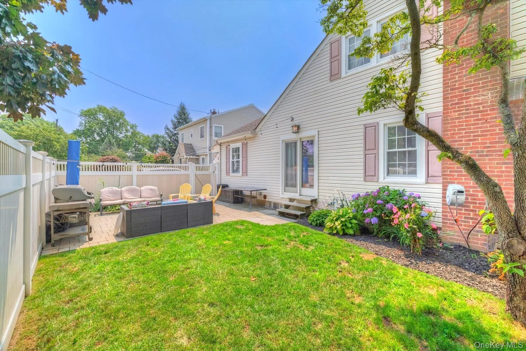 2445 Columbus Avenue, Hempstead, NY, 3 Bedrooms Bedrooms, 7 Rooms Rooms,2 BathroomsBathrooms,Residential,For Rent,Columbus,0,1003171 2445 Columbus Avenue, Hempstead, NY, 3 Bedrooms Bedrooms, 7 Rooms Rooms,2 BathroomsBathrooms,Residential,For Rent,Columbus,0,1003171