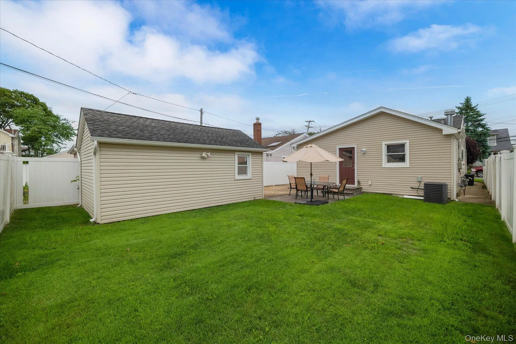 3108 Royal Avenue, Hempstead, NY, 3 Bedrooms Bedrooms, 6 Rooms Rooms,2 BathroomsBathrooms,Residential,For Rent,Royal,0,1003172 3108 Royal Avenue, Hempstead, NY, 3 Bedrooms Bedrooms, 6 Rooms Rooms,2 BathroomsBathrooms,Residential,For Rent,Royal,0,1003172