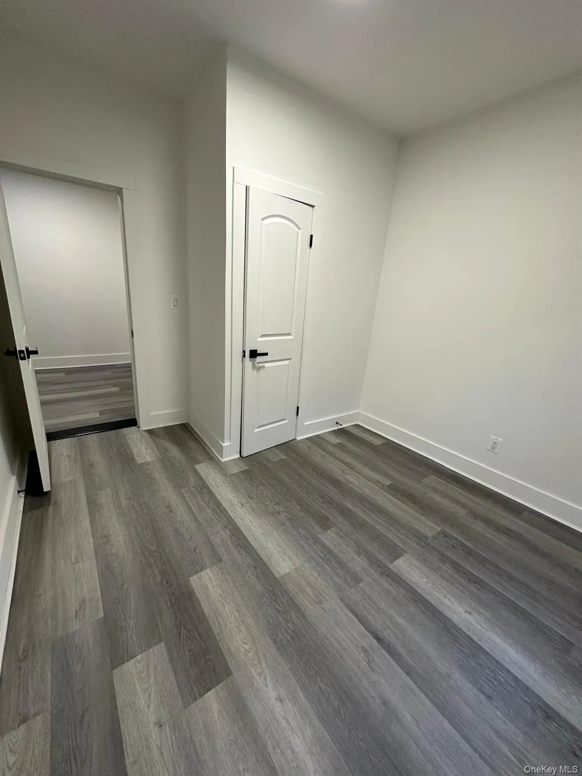 2384 Valentine Avenue, New York, NY, 5 Bedrooms Bedrooms, 7 Rooms Rooms,1 BathroomBathrooms,Residential Lease,For Rent,Valentine,0,1003178 2384 Valentine Avenue, New York, NY, 5 Bedrooms Bedrooms, 7 Rooms Rooms,1 BathroomBathrooms,Residential Lease,For Rent,Valentine,0,1003178