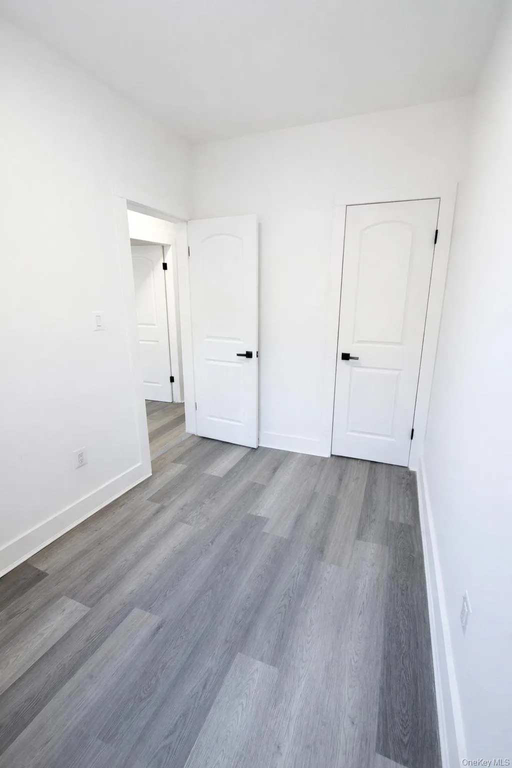 2384 Valentine Avenue, New York, NY, 5 Bedrooms Bedrooms, 7 Rooms Rooms,1 BathroomBathrooms,Residential Lease,For Rent,Valentine,0,1003178 2384 Valentine Avenue, New York, NY, 5 Bedrooms Bedrooms, 7 Rooms Rooms,1 BathroomBathrooms,Residential Lease,For Rent,Valentine,0,1003178