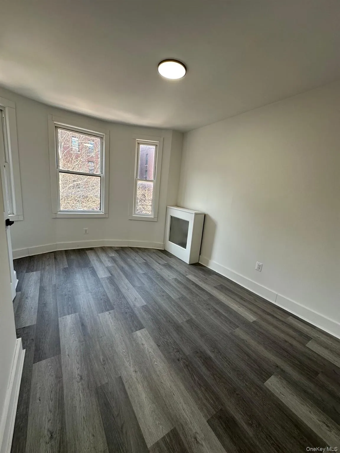 2384 Valentine Avenue, New York, NY, 5 Bedrooms Bedrooms, 7 Rooms Rooms,1 BathroomBathrooms,Residential Lease,For Rent,Valentine,0,1003178 2384 Valentine Avenue, New York, NY, 5 Bedrooms Bedrooms, 7 Rooms Rooms,1 BathroomBathrooms,Residential Lease,For Rent,Valentine,0,1003178