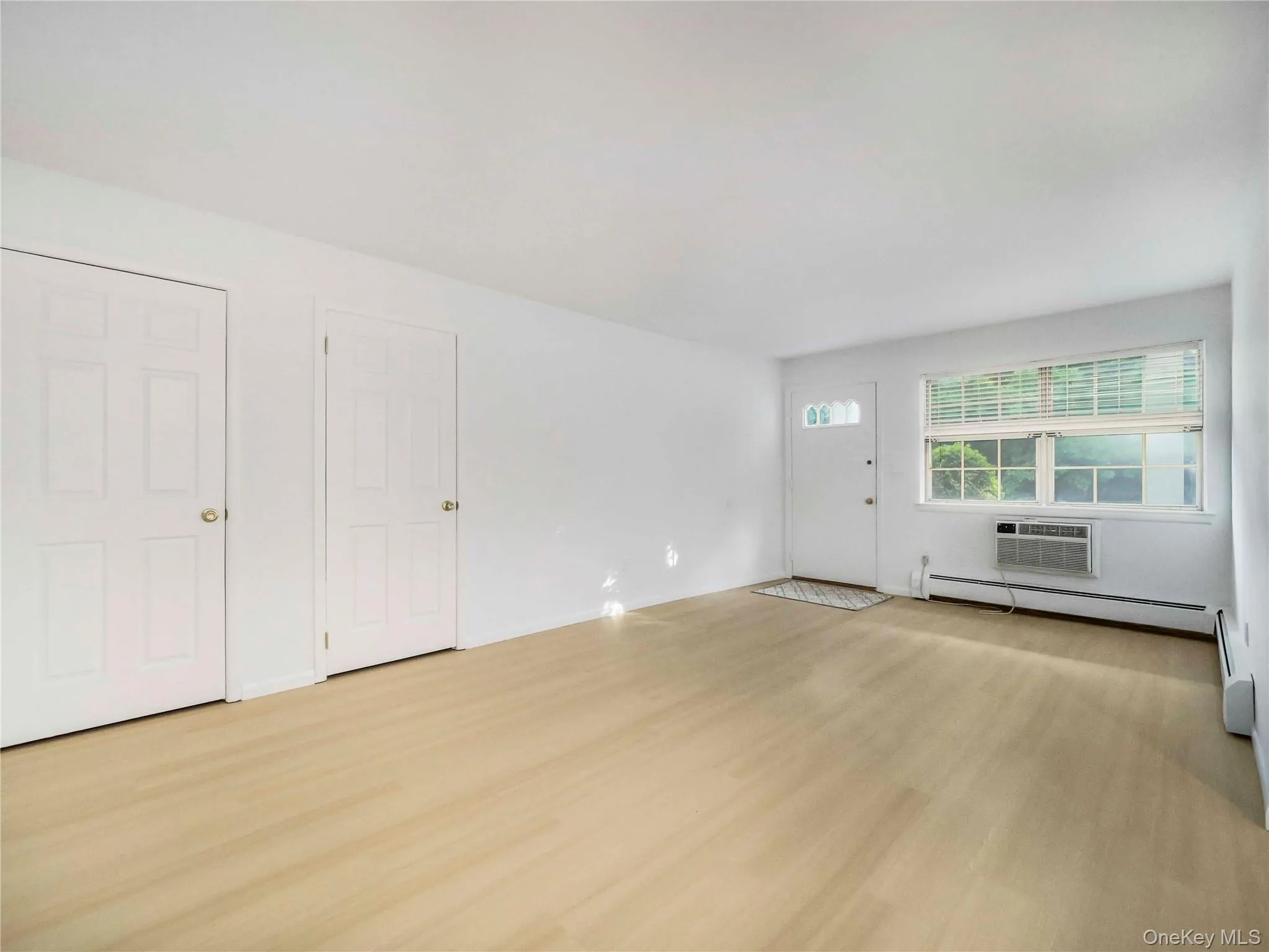 1 Doxbury Lane, Ramapo, NY, 1 Bedroom Bedrooms, 5 Rooms Rooms,1 BathroomBathrooms,Residential,For Rent,Doxbury,0,1003179 1 Doxbury Lane, Ramapo, NY, 1 Bedroom Bedrooms, 5 Rooms Rooms,1 BathroomBathrooms,Residential,For Rent,Doxbury,0,1003179