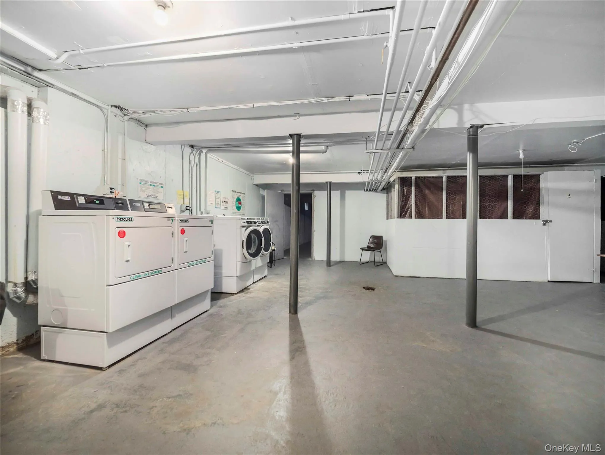 1 Doxbury Lane, Ramapo, NY, 1 Bedroom Bedrooms, 5 Rooms Rooms,1 BathroomBathrooms,Residential,For Rent,Doxbury,0,1003179 1 Doxbury Lane, Ramapo, NY, 1 Bedroom Bedrooms, 5 Rooms Rooms,1 BathroomBathrooms,Residential,For Rent,Doxbury,0,1003179