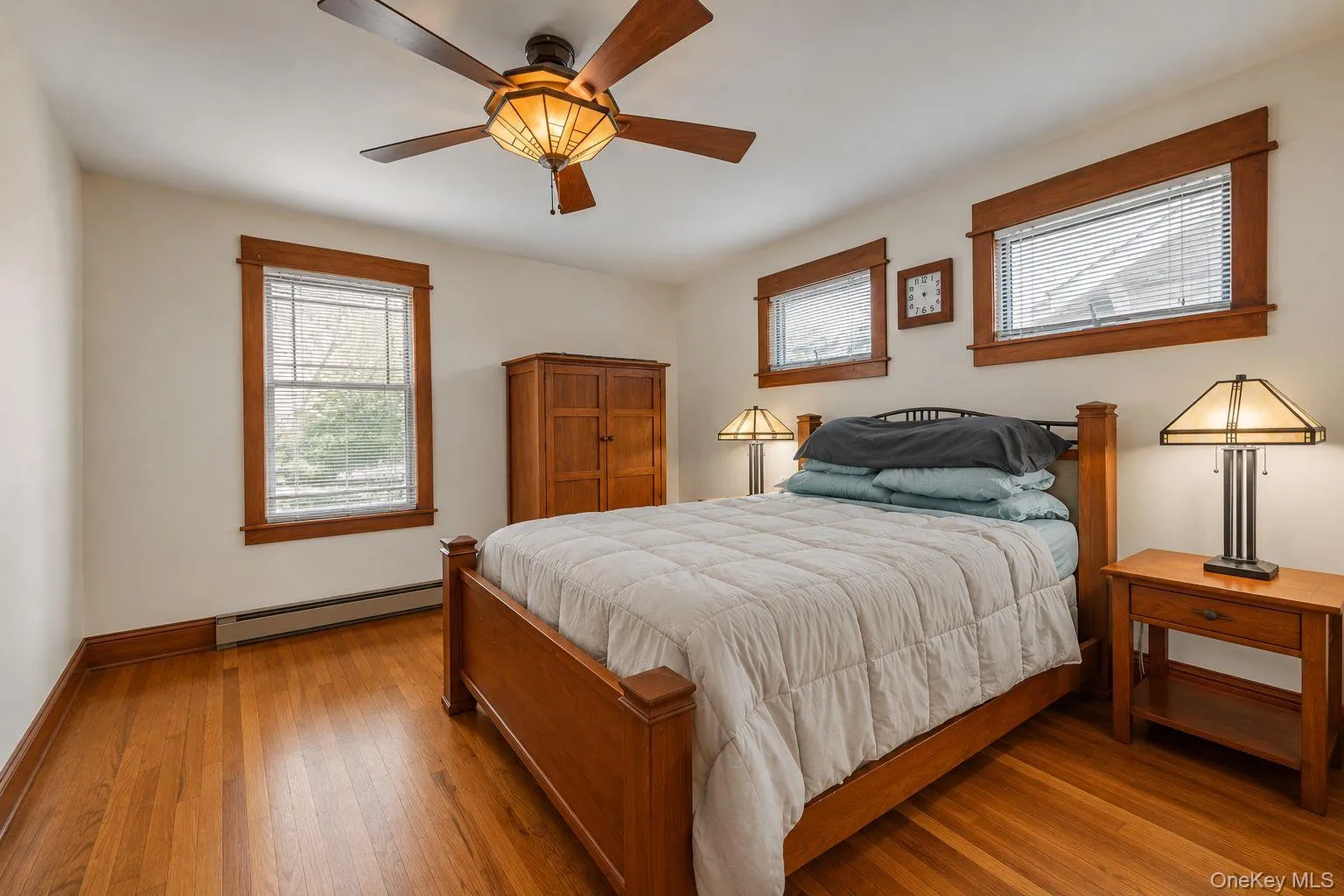 26209 Williston Avenue, New York, NY, 3 Bedrooms Bedrooms, 5 Rooms Rooms,1 BathroomBathrooms,Residential,For Rent,Williston,0,1003182 26209 Williston Avenue, New York, NY, 3 Bedrooms Bedrooms, 5 Rooms Rooms,1 BathroomBathrooms,Residential,For Rent,Williston,0,1003182