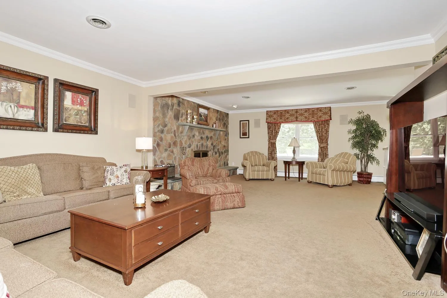 4 Plum Court, Orangetown, NY, 4 Bedrooms Bedrooms, 9 Rooms Rooms,3 BathroomsBathrooms,Residential,For Rent,Plum,0,1003186 4 Plum Court, Orangetown, NY, 4 Bedrooms Bedrooms, 9 Rooms Rooms,3 BathroomsBathrooms,Residential,For Rent,Plum,0,1003186