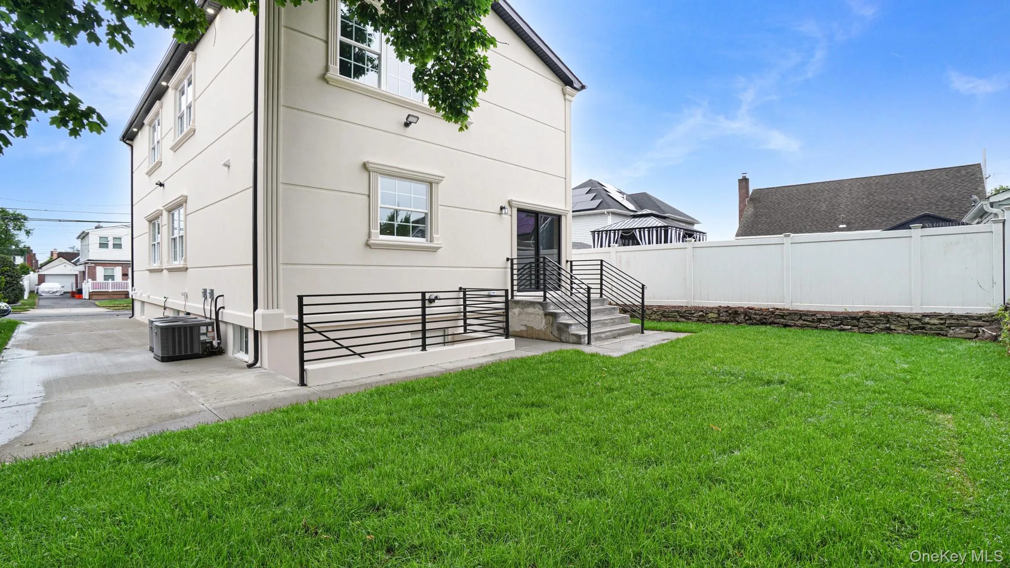 17 Hommell Street, Hempstead, NY, 5 Bedrooms Bedrooms, 9 Rooms Rooms,4 BathroomsBathrooms,Residential,For Rent,Hommell,0,1003188 17 Hommell Street, Hempstead, NY, 5 Bedrooms Bedrooms, 9 Rooms Rooms,4 BathroomsBathrooms,Residential,For Rent,Hommell,0,1003188