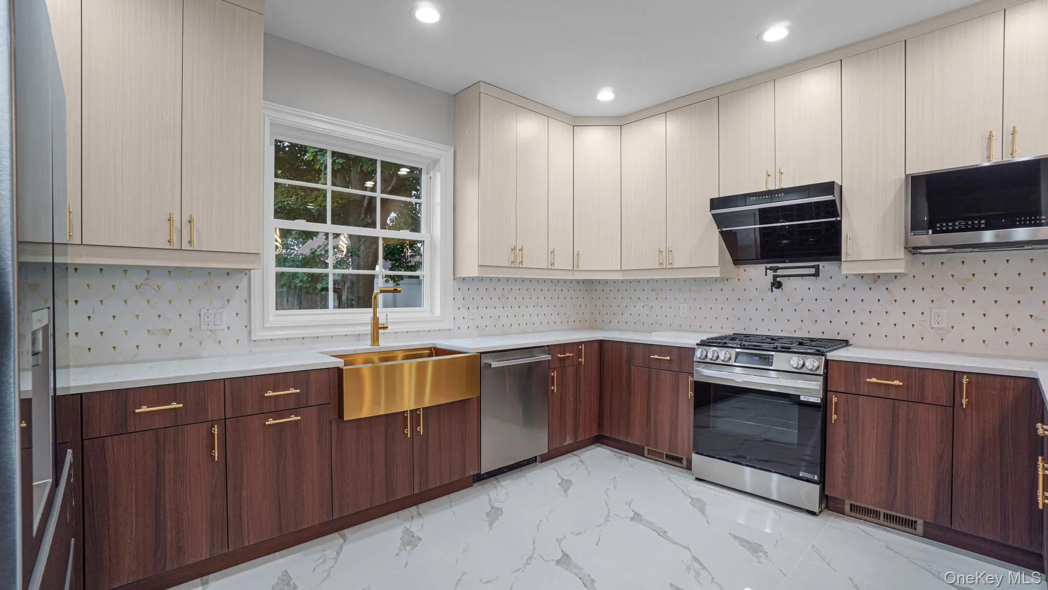 17 Hommell Street, Hempstead, NY, 5 Bedrooms Bedrooms, 9 Rooms Rooms,4 BathroomsBathrooms,Residential,For Rent,Hommell,0,1003188 17 Hommell Street, Hempstead, NY, 5 Bedrooms Bedrooms, 9 Rooms Rooms,4 BathroomsBathrooms,Residential,For Rent,Hommell,0,1003188