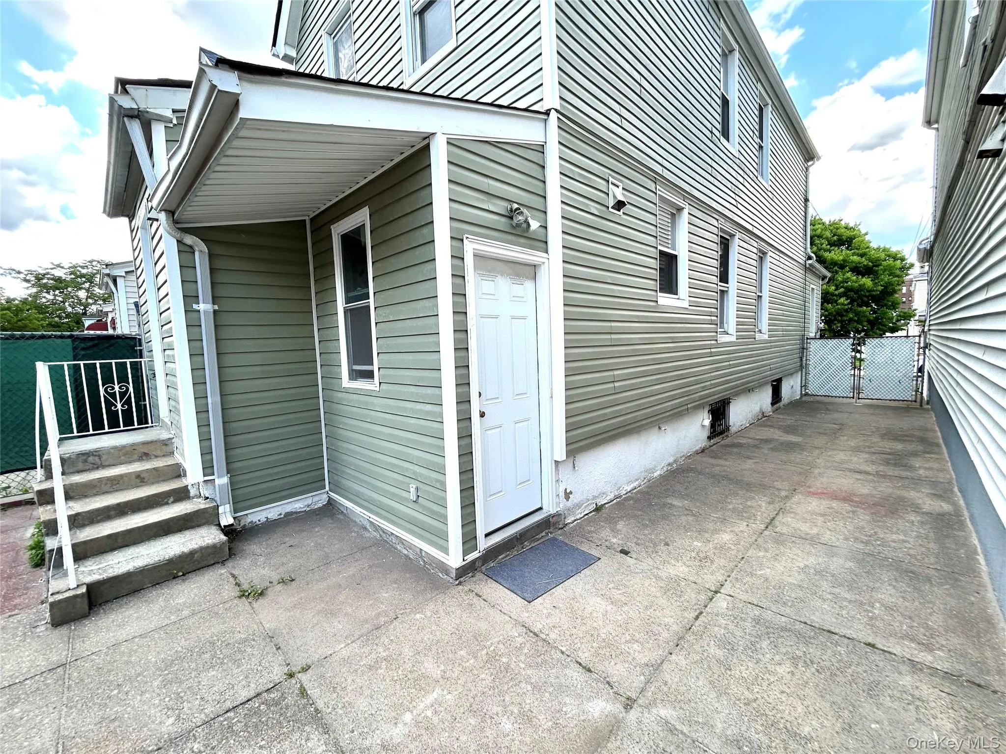 62-80 Wetherole Street, New York, NY, 3 Bedrooms Bedrooms, 15 Rooms Rooms,2 BathroomsBathrooms,Residential,For Rent,Wetherole,0,1003190 62-80 Wetherole Street, New York, NY, 3 Bedrooms Bedrooms, 15 Rooms Rooms,2 BathroomsBathrooms,Residential,For Rent,Wetherole,0,1003190