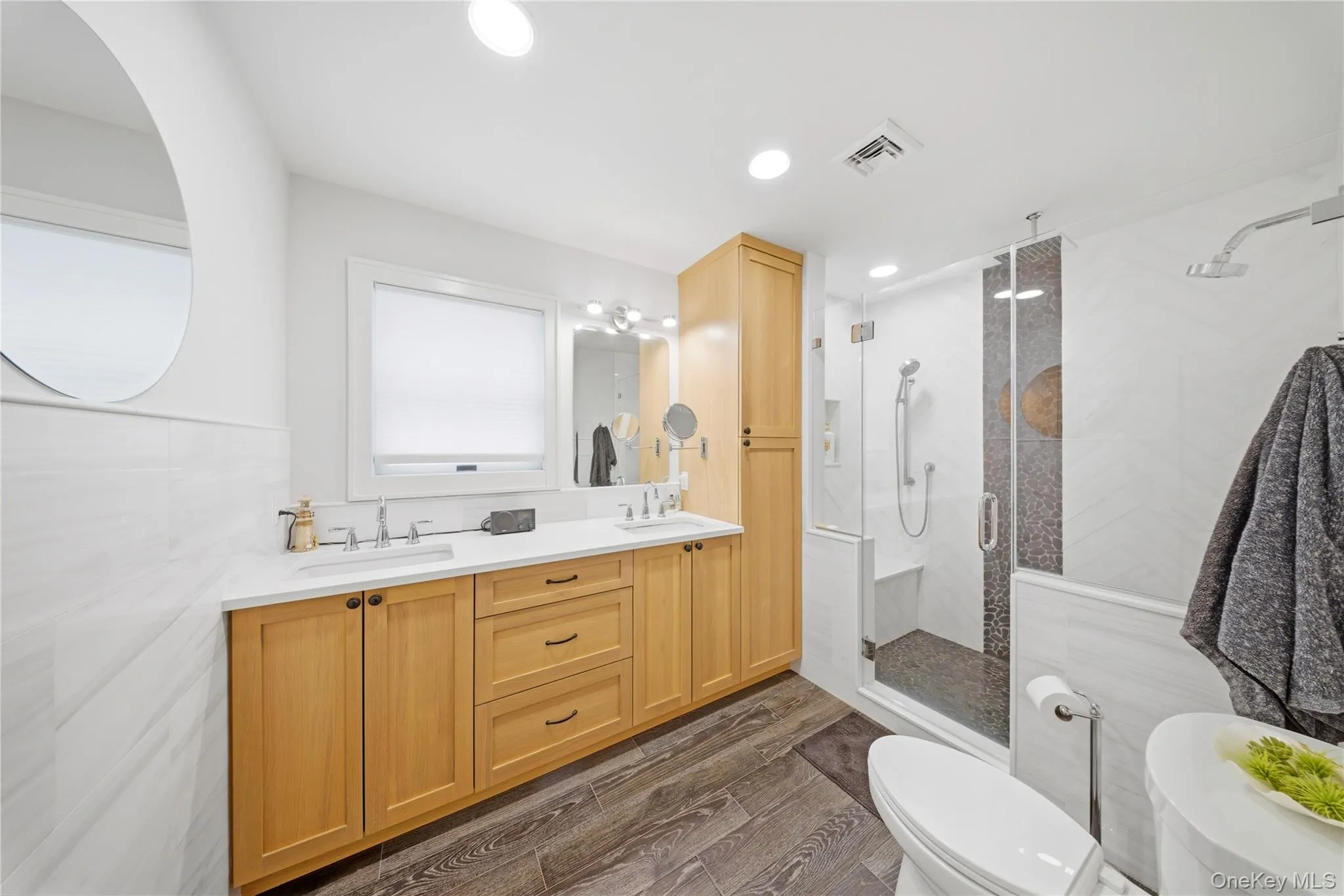 345 Bartley Road, Southold, NY, 4 Bedrooms Bedrooms, 8 Rooms Rooms,2 BathroomsBathrooms,Residential,For Rent,Bartley,0,1003193 345 Bartley Road, Southold, NY, 4 Bedrooms Bedrooms, 8 Rooms Rooms,2 BathroomsBathrooms,Residential,For Rent,Bartley,0,1003193