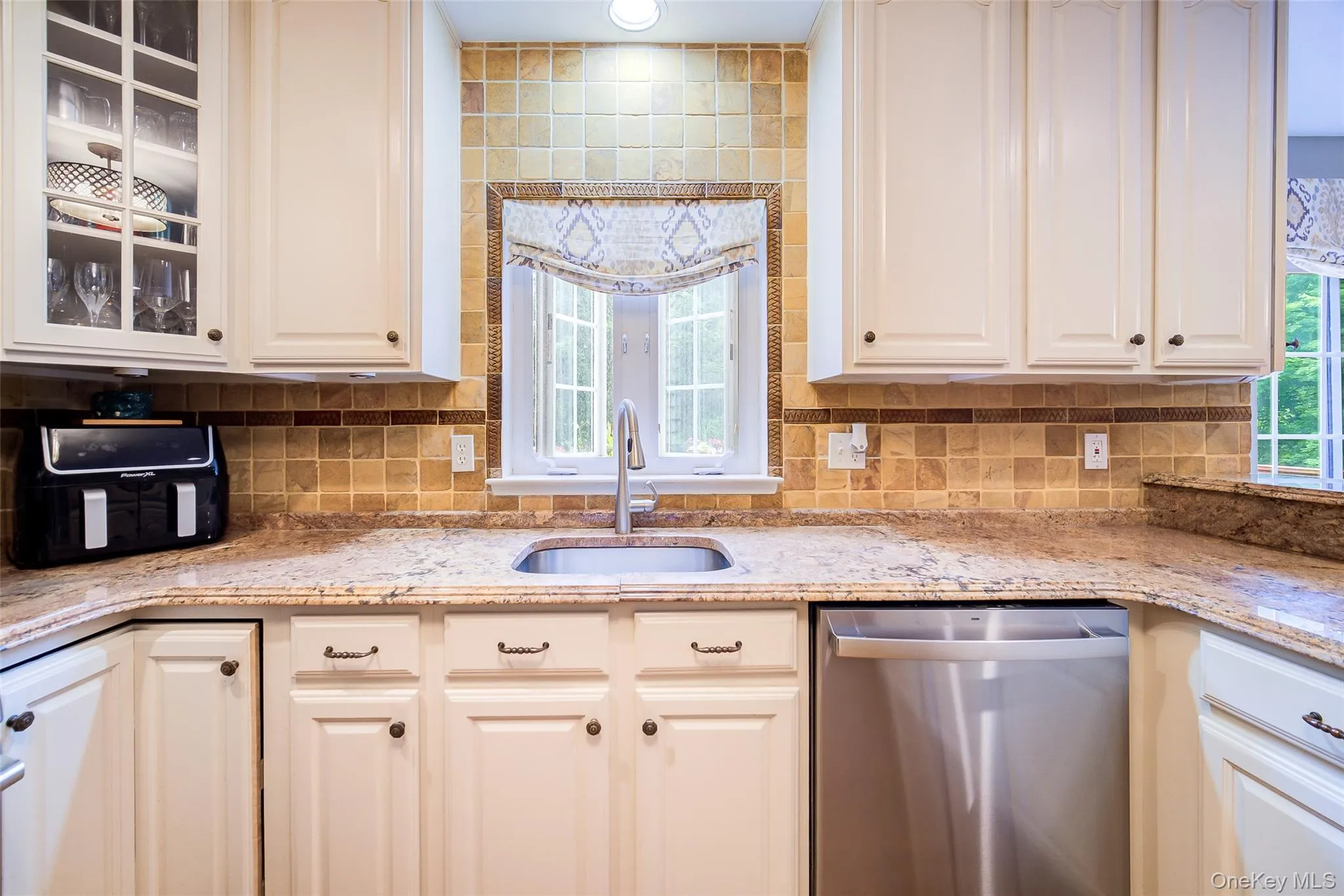 18 Windmill Court, Monroe, NY, 4 Bedrooms Bedrooms, 14 Rooms Rooms,2 BathroomsBathrooms,Residential,For Rent,Windmill,0,1003199 18 Windmill Court, Monroe, NY, 4 Bedrooms Bedrooms, 14 Rooms Rooms,2 BathroomsBathrooms,Residential,For Rent,Windmill,0,1003199