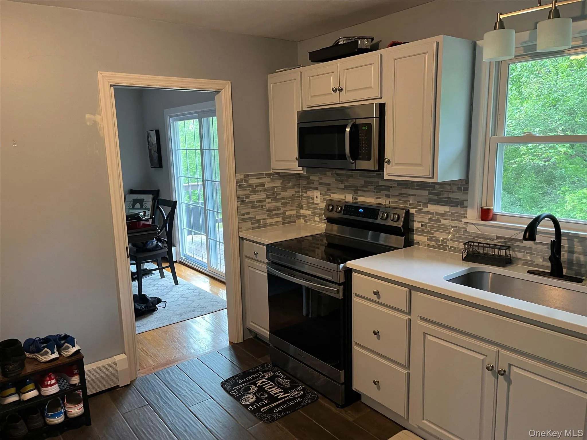 47 Mountain View Drive, Pleasant Valley, NY, 4 Bedrooms Bedrooms, 7 Rooms Rooms,2 BathroomsBathrooms,Residential,For Rent,Mountain View,0,1003202 47 Mountain View Drive, Pleasant Valley, NY, 4 Bedrooms Bedrooms, 7 Rooms Rooms,2 BathroomsBathrooms,Residential,For Rent,Mountain View,0,1003202