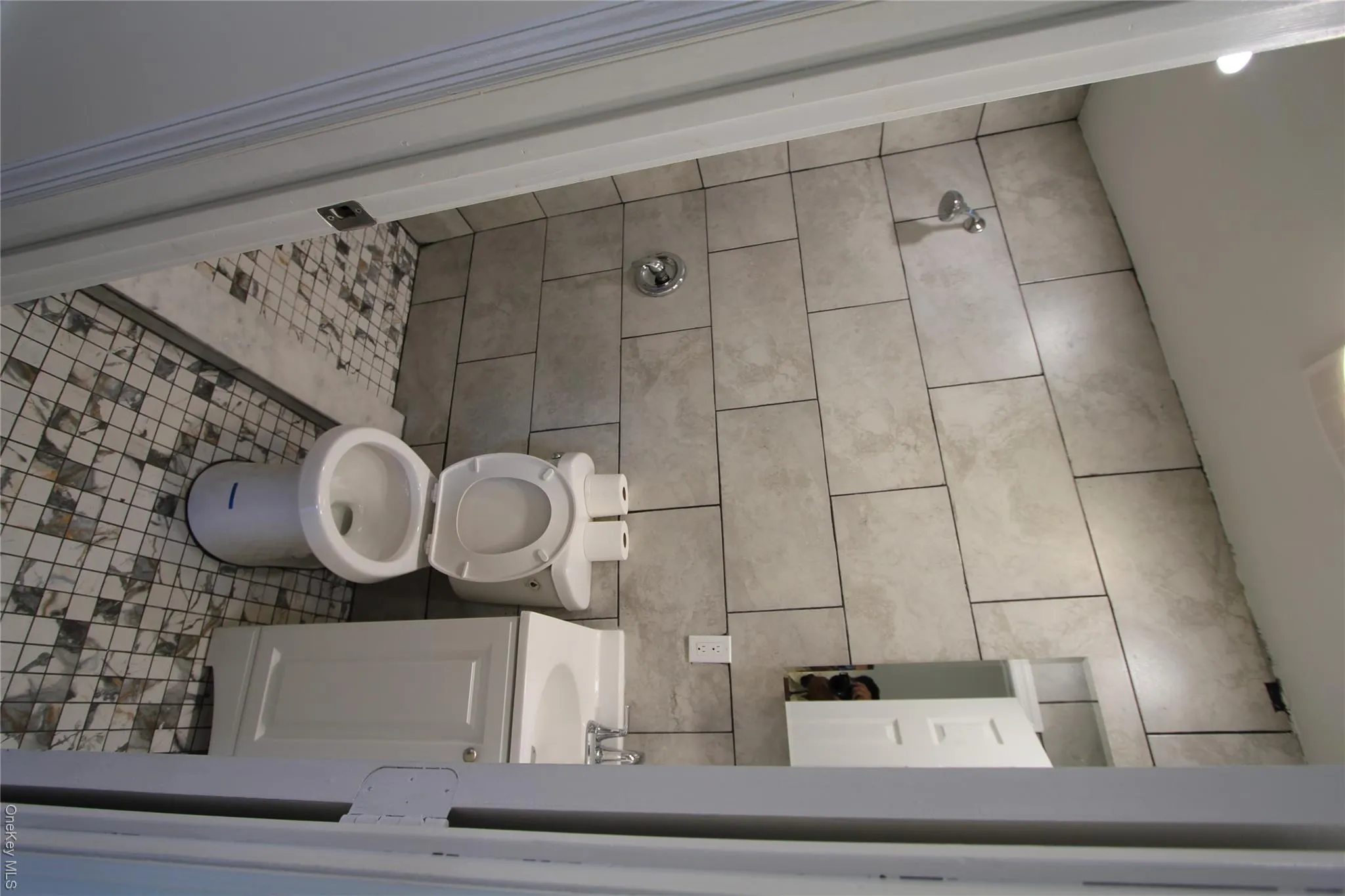 12 Elm, Hempstead, NY, 3 Bedrooms Bedrooms, 5 Rooms Rooms,1 BathroomBathrooms,Residential Lease,For Rent,Elm,0,1003203 12 Elm, Hempstead, NY, 3 Bedrooms Bedrooms, 5 Rooms Rooms,1 BathroomBathrooms,Residential Lease,For Rent,Elm,0,1003203