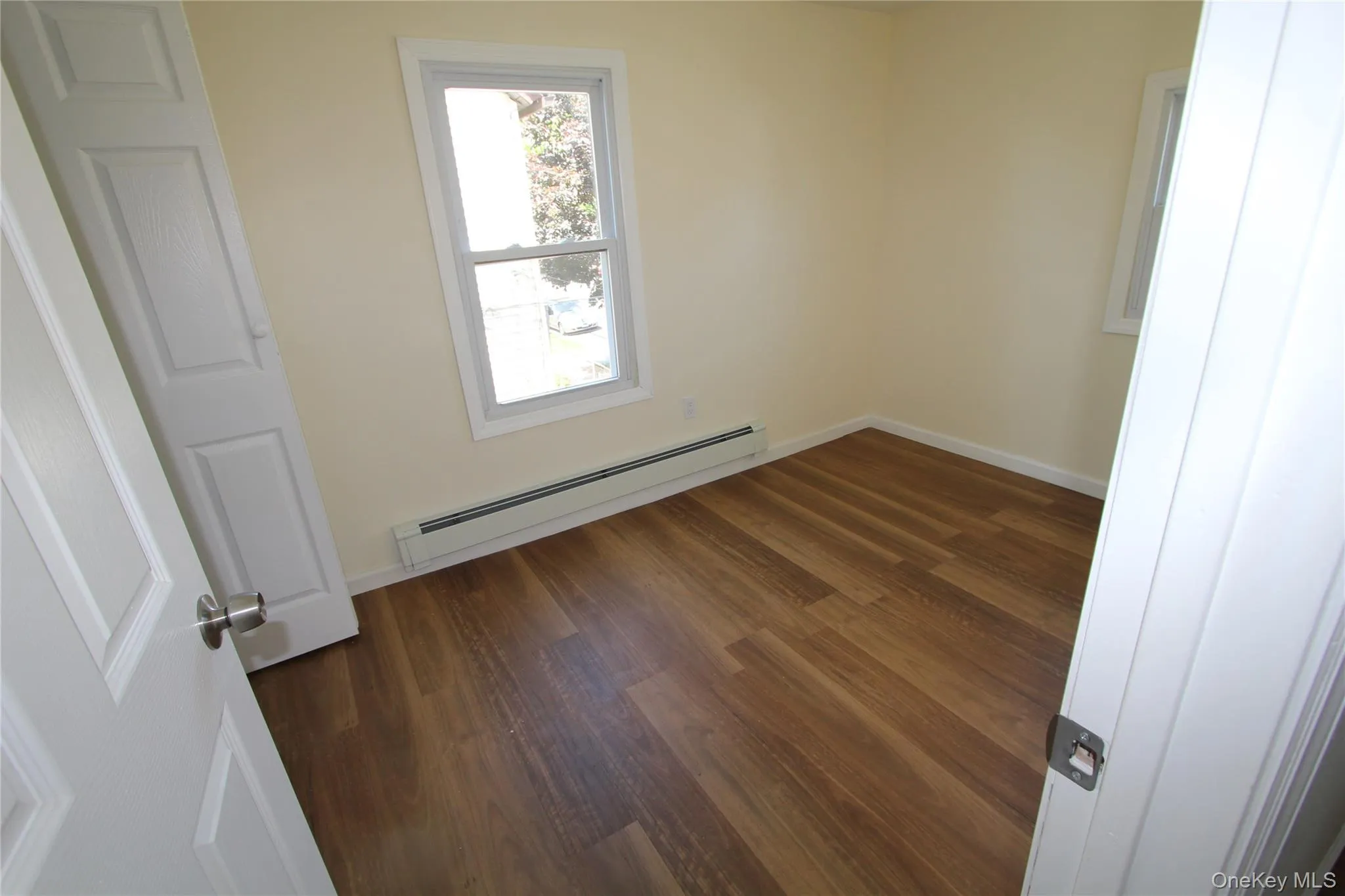 12 Elm, Hempstead, NY, 3 Bedrooms Bedrooms, 5 Rooms Rooms,1 BathroomBathrooms,Residential Lease,For Rent,Elm,0,1003203 12 Elm, Hempstead, NY, 3 Bedrooms Bedrooms, 5 Rooms Rooms,1 BathroomBathrooms,Residential Lease,For Rent,Elm,0,1003203