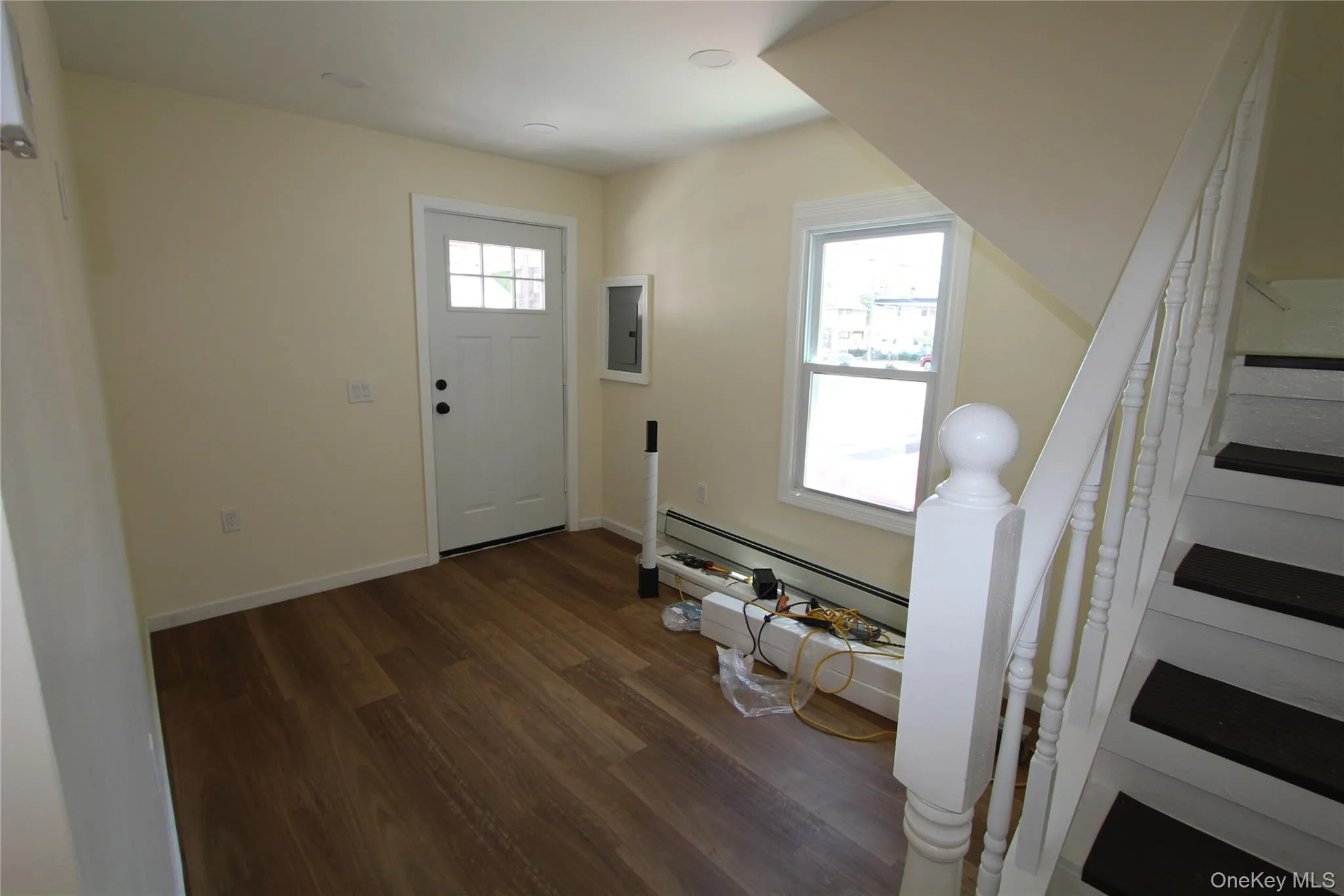 12 Elm, Hempstead, NY, 3 Bedrooms Bedrooms, 5 Rooms Rooms,1 BathroomBathrooms,Residential Lease,For Rent,Elm,0,1003203 12 Elm, Hempstead, NY, 3 Bedrooms Bedrooms, 5 Rooms Rooms,1 BathroomBathrooms,Residential Lease,For Rent,Elm,0,1003203