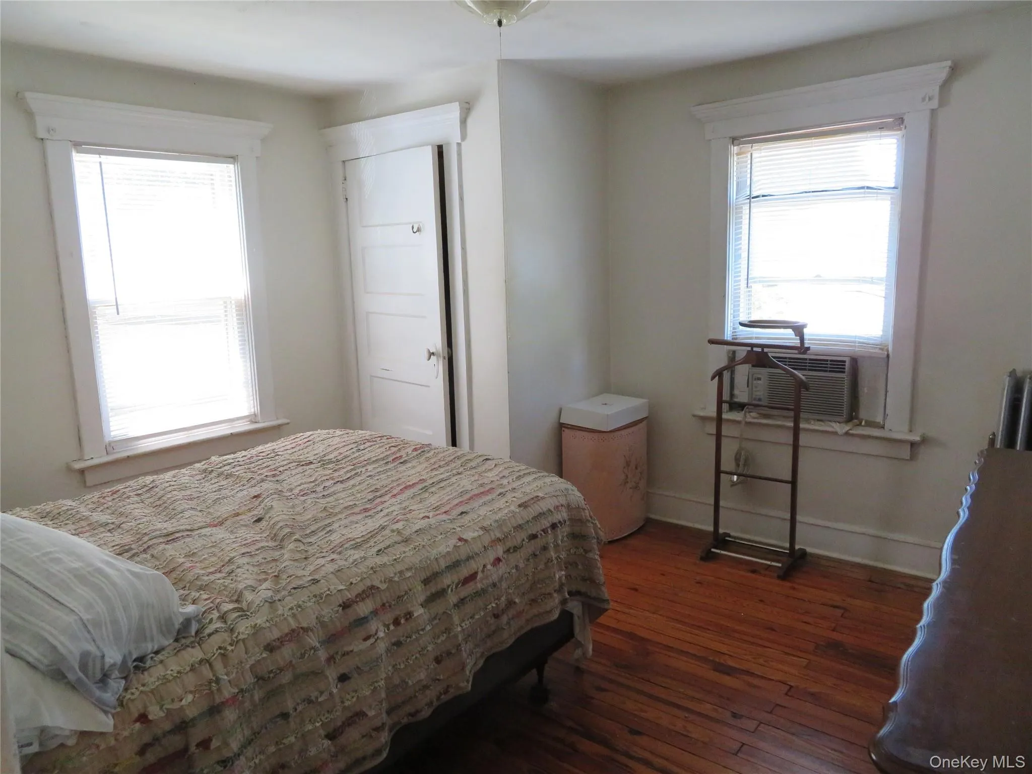 22 State Street, Ramapo, NY, 3 Bedrooms Bedrooms, 8 Rooms Rooms,1 BathroomBathrooms,Residential,For Rent,State,0,1003204 22 State Street, Ramapo, NY, 3 Bedrooms Bedrooms, 8 Rooms Rooms,1 BathroomBathrooms,Residential,For Rent,State,0,1003204