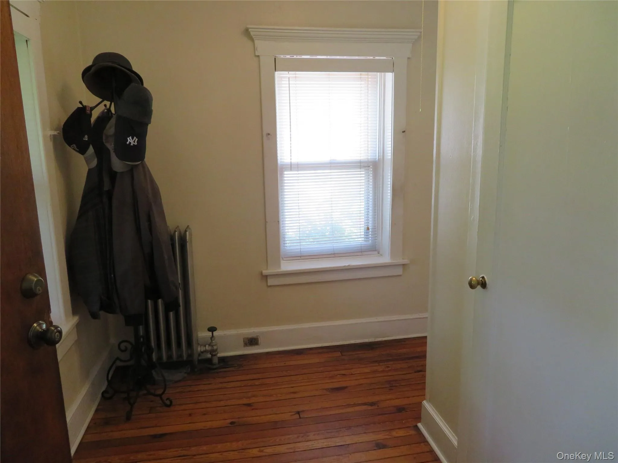 22 State Street, Ramapo, NY, 3 Bedrooms Bedrooms, 8 Rooms Rooms,1 BathroomBathrooms,Residential,For Rent,State,0,KEY1003204 22 State Street, Ramapo, NY, 3 Bedrooms Bedrooms, 8 Rooms Rooms,1 BathroomBathrooms,Residential,For Rent,State,0,KEY1003204