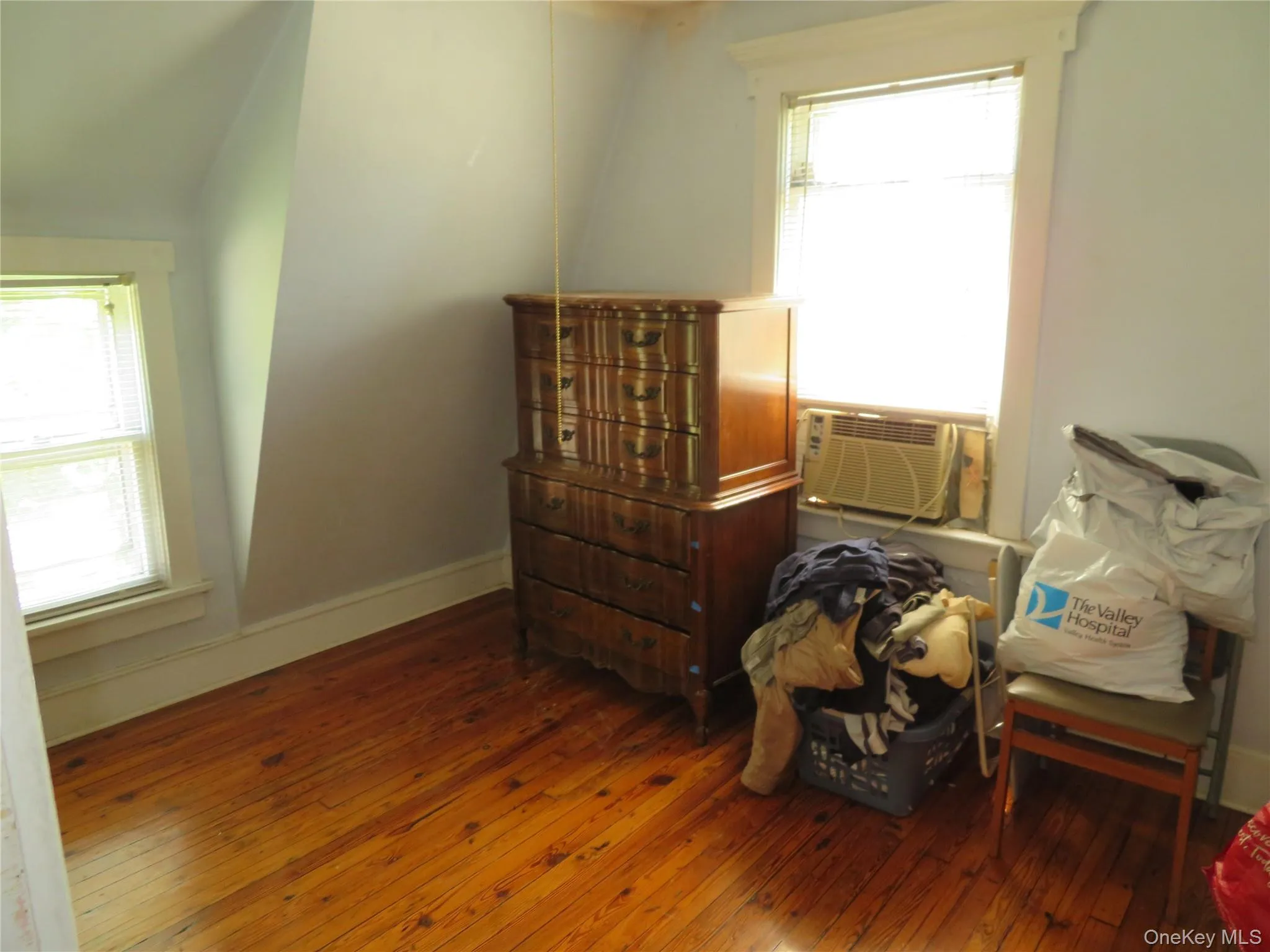 22 State Street, Ramapo, NY, 3 Bedrooms Bedrooms, 8 Rooms Rooms,1 BathroomBathrooms,Residential,For Rent,State,0,1003204 22 State Street, Ramapo, NY, 3 Bedrooms Bedrooms, 8 Rooms Rooms,1 BathroomBathrooms,Residential,For Rent,State,0,1003204