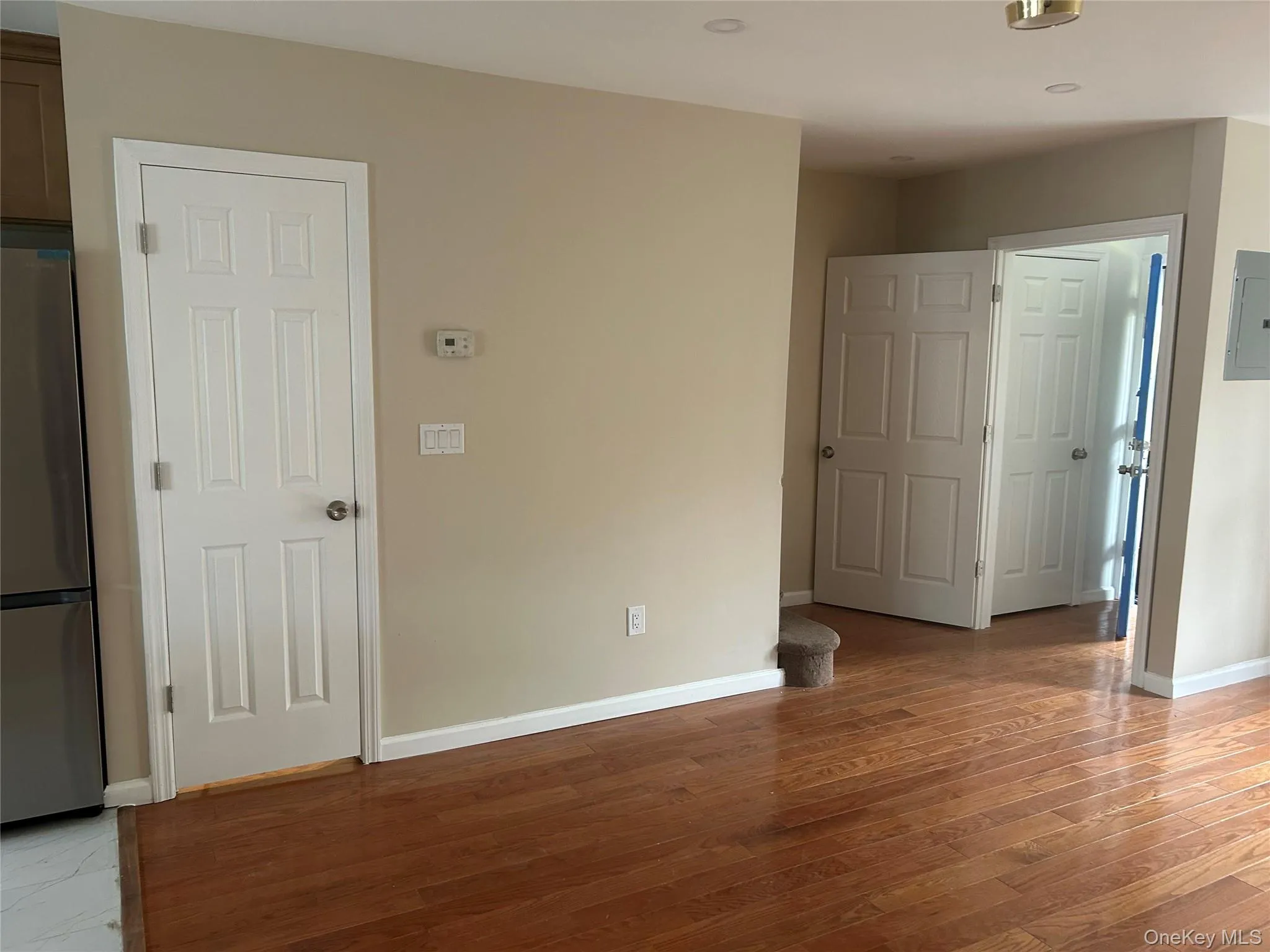 10235 183rd Place, New York, NY, 3 Bedrooms Bedrooms, 6 Rooms Rooms,2 BathroomsBathrooms,Residential Sale,For Rent,183rd,0,1003205 10235 183rd Place, New York, NY, 3 Bedrooms Bedrooms, 6 Rooms Rooms,2 BathroomsBathrooms,Residential Sale,For Rent,183rd,0,1003205