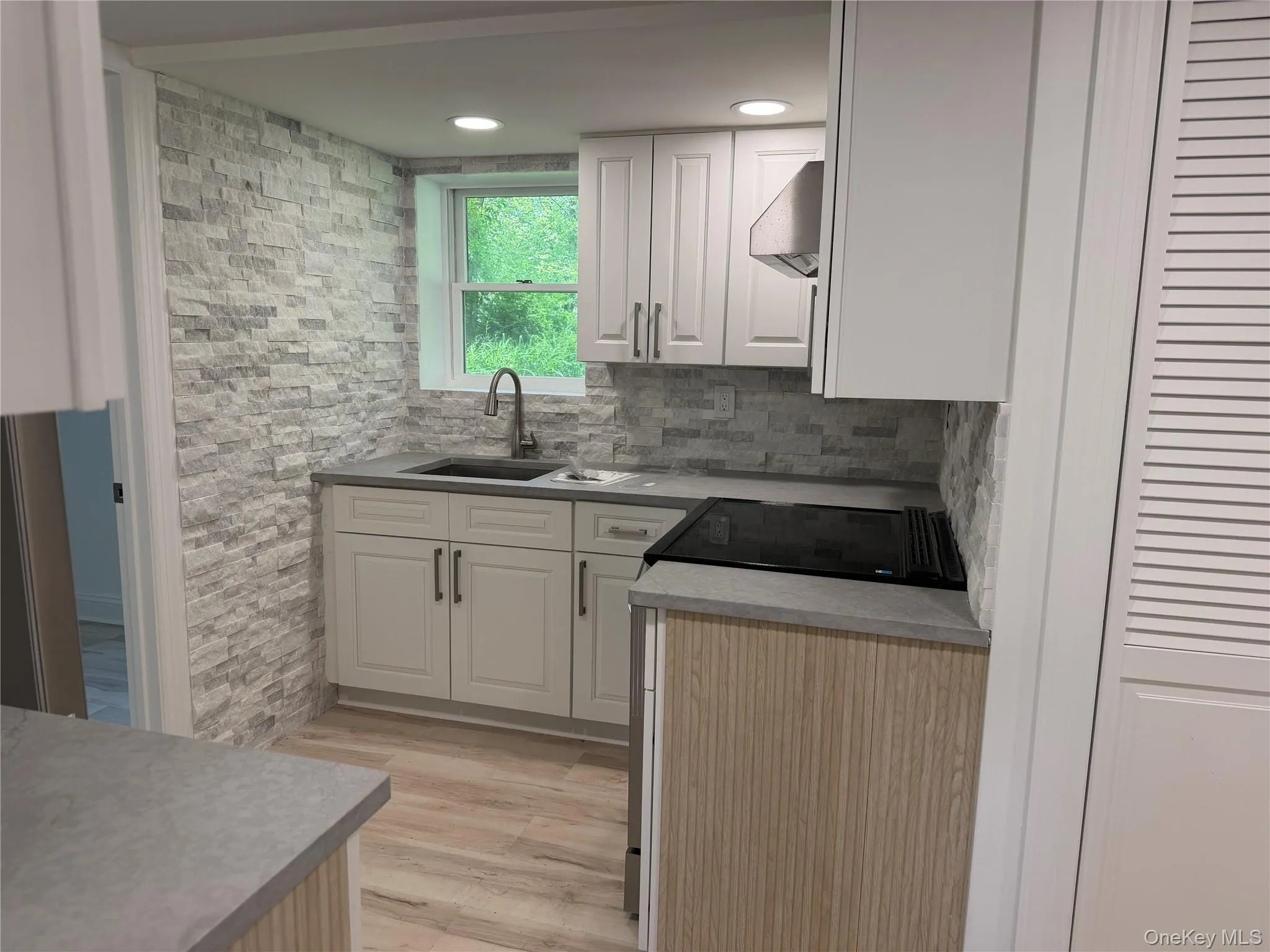 72 Blooming Grove Turnpike, New Windsor, NY, 5 Bedrooms Bedrooms, 10 Rooms Rooms,3 BathroomsBathrooms,Residential Lease,For Rent,Blooming Grove,0,1003207 72 Blooming Grove Turnpike, New Windsor, NY, 5 Bedrooms Bedrooms, 10 Rooms Rooms,3 BathroomsBathrooms,Residential Lease,For Rent,Blooming Grove,0,1003207
