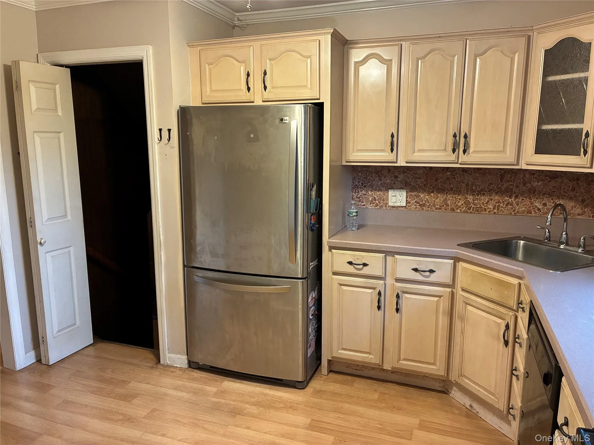 27 Elizabeth Drive, Oyster Bay, NY, 4 Bedrooms Bedrooms, 7 Rooms Rooms,1 BathroomBathrooms,Residential,For Rent,Elizabeth,0,1003210 27 Elizabeth Drive, Oyster Bay, NY, 4 Bedrooms Bedrooms, 7 Rooms Rooms,1 BathroomBathrooms,Residential,For Rent,Elizabeth,0,1003210