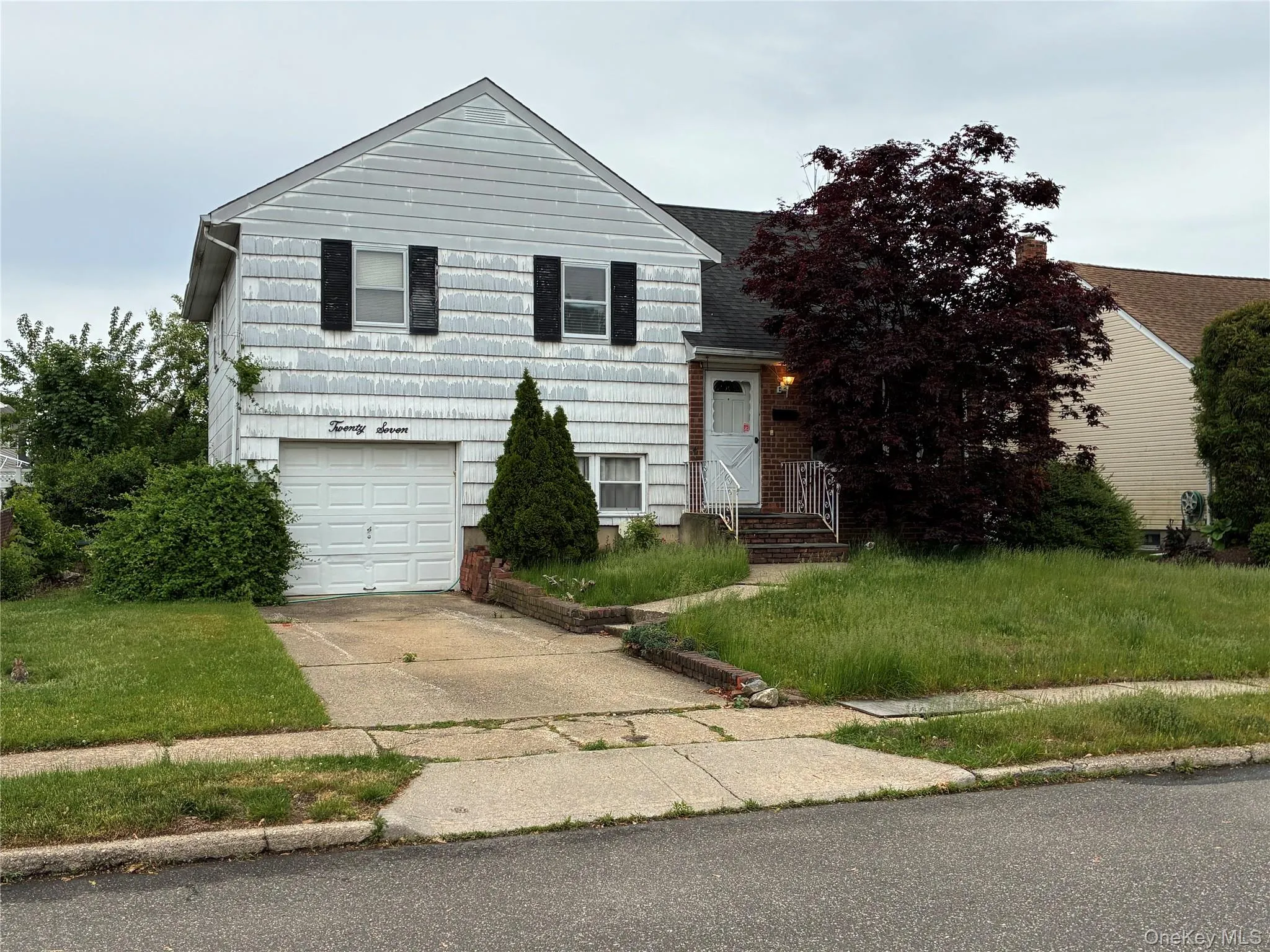 27 Elizabeth Drive, Oyster Bay, NY, 4 Bedrooms Bedrooms, 7 Rooms Rooms,1 BathroomBathrooms,Residential,For Rent,Elizabeth,0,1003210 27 Elizabeth Drive, Oyster Bay, NY, 4 Bedrooms Bedrooms, 7 Rooms Rooms,1 BathroomBathrooms,Residential,For Rent,Elizabeth,0,1003210