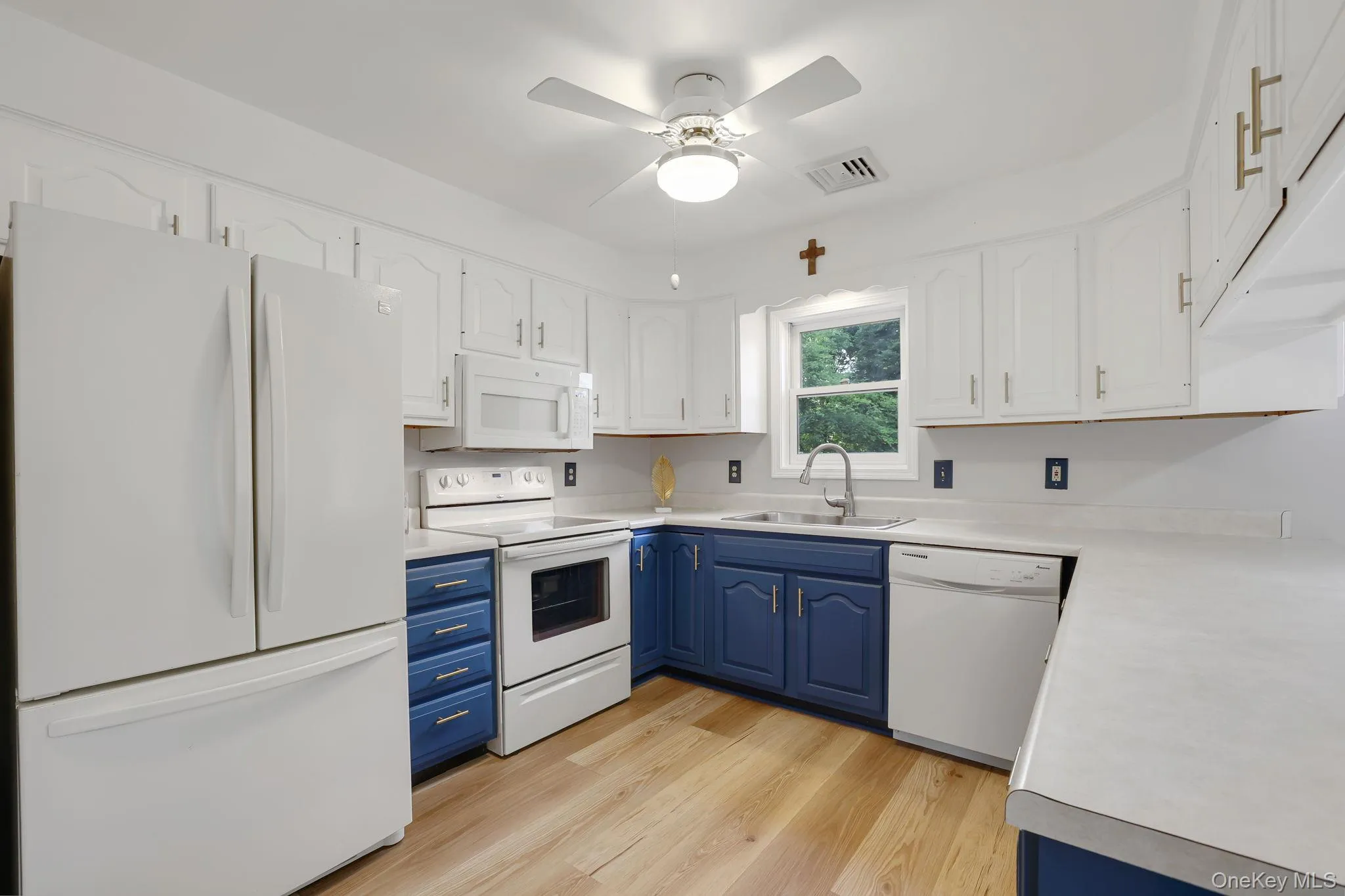 9 Evan Road, Dover, NY, 3 Bedrooms Bedrooms, 6 Rooms Rooms,3 BathroomsBathrooms,Residential,For Rent,Evan,0,1003214 9 Evan Road, Dover, NY, 3 Bedrooms Bedrooms, 6 Rooms Rooms,3 BathroomsBathrooms,Residential,For Rent,Evan,0,1003214