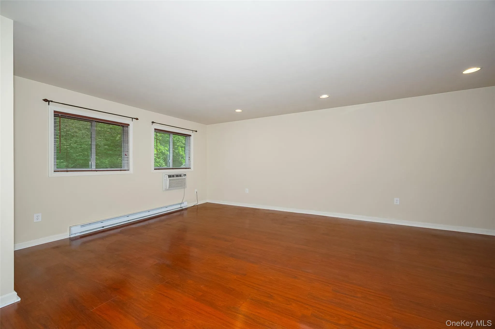 19 Scarborough Lane, Wappinger, NY, 1 Bedroom Bedrooms, 4 Rooms Rooms,1 BathroomBathrooms,Residential Lease,For Rent,Scarborough,0,1003221 19 Scarborough Lane, Wappinger, NY, 1 Bedroom Bedrooms, 4 Rooms Rooms,1 BathroomBathrooms,Residential Lease,For Rent,Scarborough,0,1003221